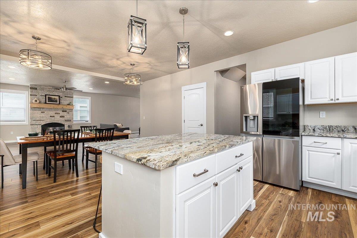 35 Wapiti Court, Garden Valley, Idaho 83622, 4 Bedrooms, 2.5 Bathrooms, Residential For Sale, Price $719,900,MLS 98974911