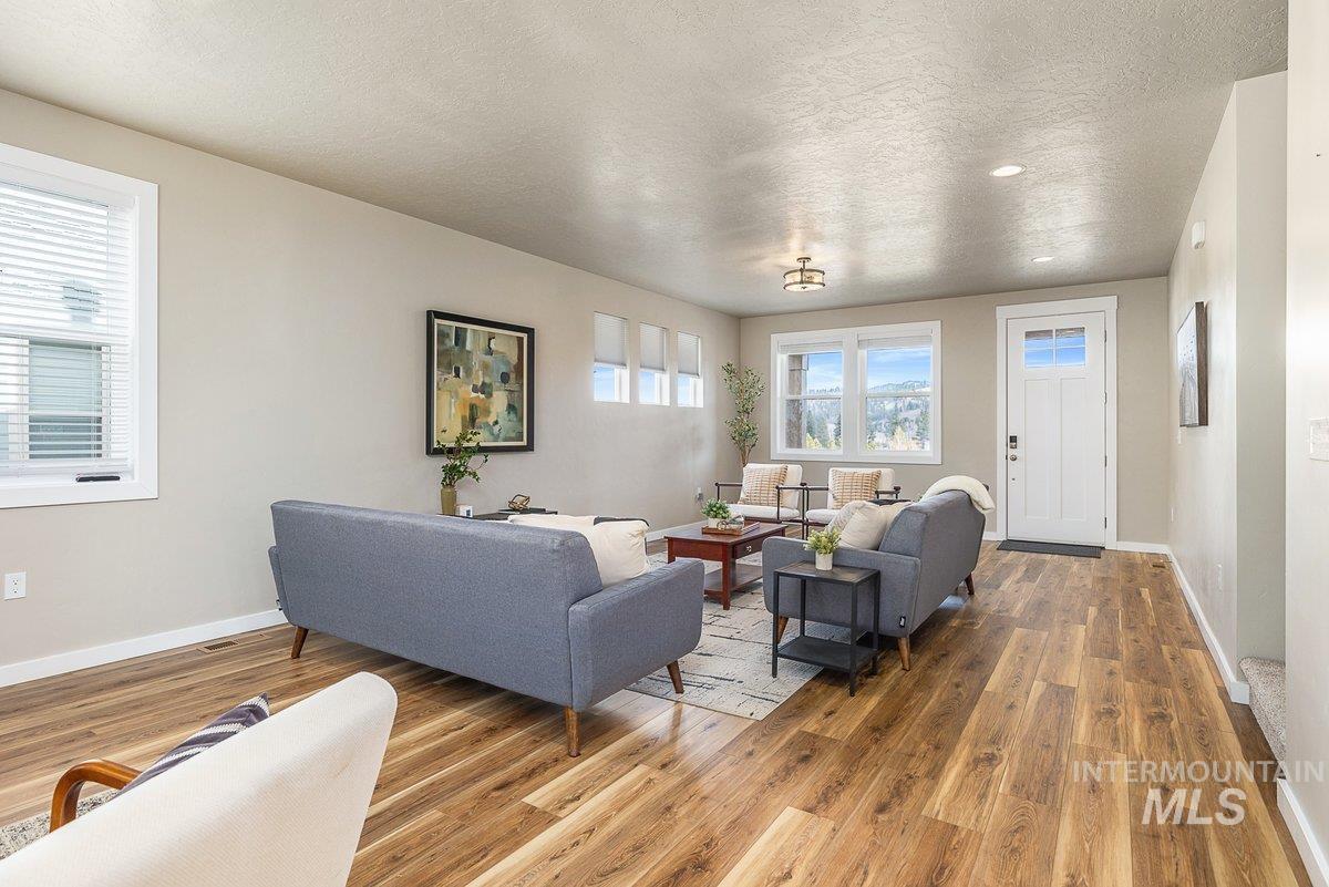 35 Wapiti Court, Garden Valley, Idaho 83622, 4 Bedrooms, 2.5 Bathrooms, Residential For Sale, Price $719,900, 98974911