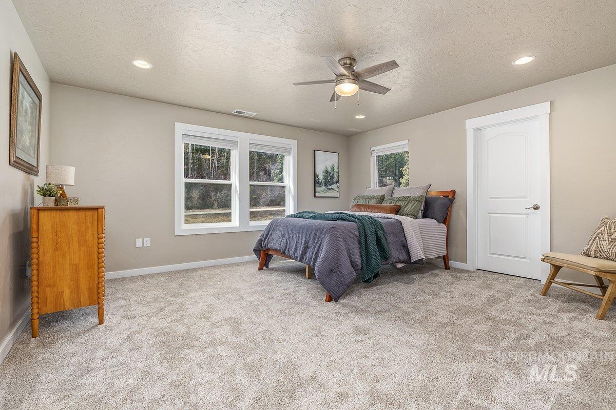 35 Wapiti Court, Garden Valley, Idaho 83622, 4 Bedrooms, 2.5 Bathrooms, Residential For Sale, Price $719,900, 98974911