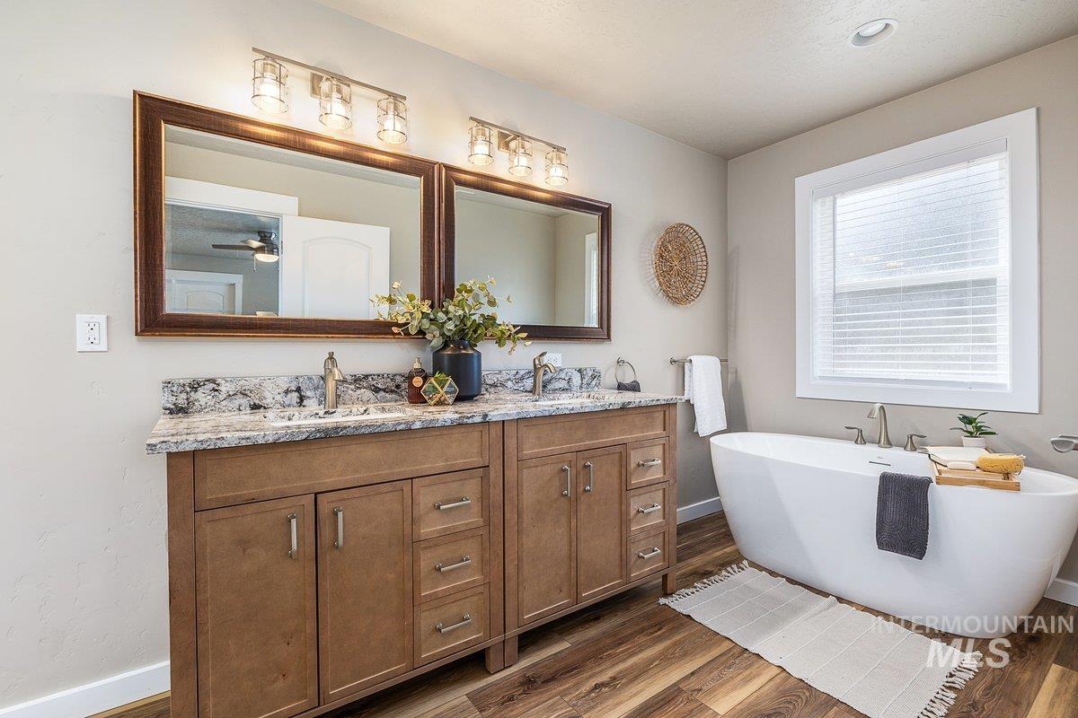 35 Wapiti Court, Garden Valley, Idaho 83622, 4 Bedrooms, 2.5 Bathrooms, Residential For Sale, Price $719,900, 98974911