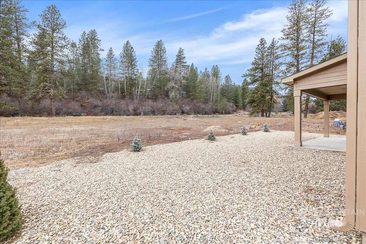 35 Wapiti Court, Garden Valley, Idaho 83622, 4 Bedrooms, 2.5 Bathrooms, Residential For Sale, Price $719,900,MLS 98974911