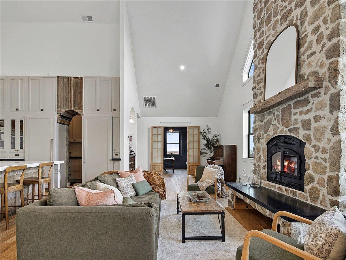 4575 Harvest Ln, Emmett, Idaho 83617, 7 Bedrooms, 4.5 Bathrooms, Residential For Sale, Price $2,500,000,MLS 98974915