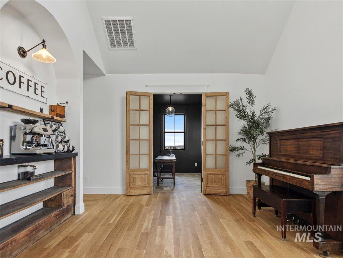 4575 Harvest Ln, Emmett, Idaho 83617, 7 Bedrooms, 4.5 Bathrooms, Residential For Sale, Price $2,500,000,MLS 98974915