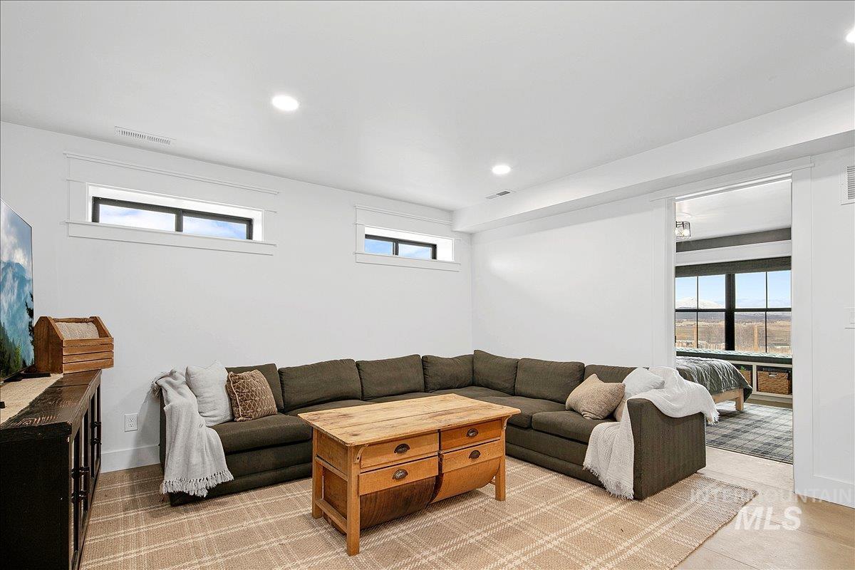 4575 Harvest Ln, Emmett, Idaho 83617, 7 Bedrooms, 4.5 Bathrooms, Residential For Sale, Price $2,500,000,MLS 98974915