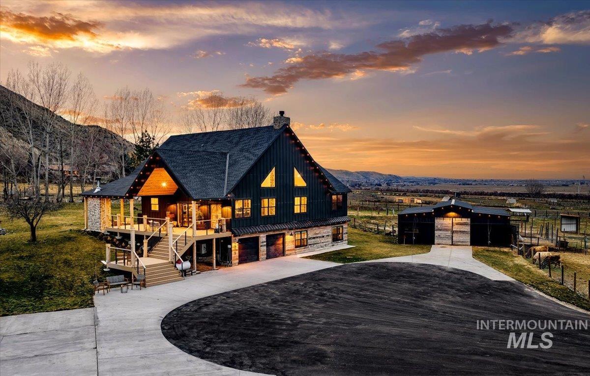 4575 Harvest Ln, Emmett, Idaho 83617, 7 Bedrooms, 4.5 Bathrooms, Residential For Sale, Price $2,500,000,MLS 98974915