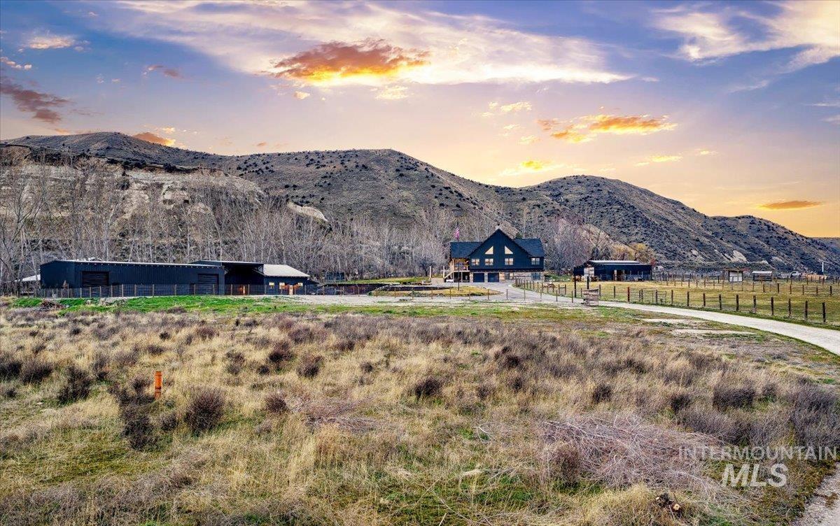 4575 Harvest Ln, Emmett, Idaho 83617, 7 Bedrooms, 4.5 Bathrooms, Residential For Sale, Price $2,500,000,MLS 98974915