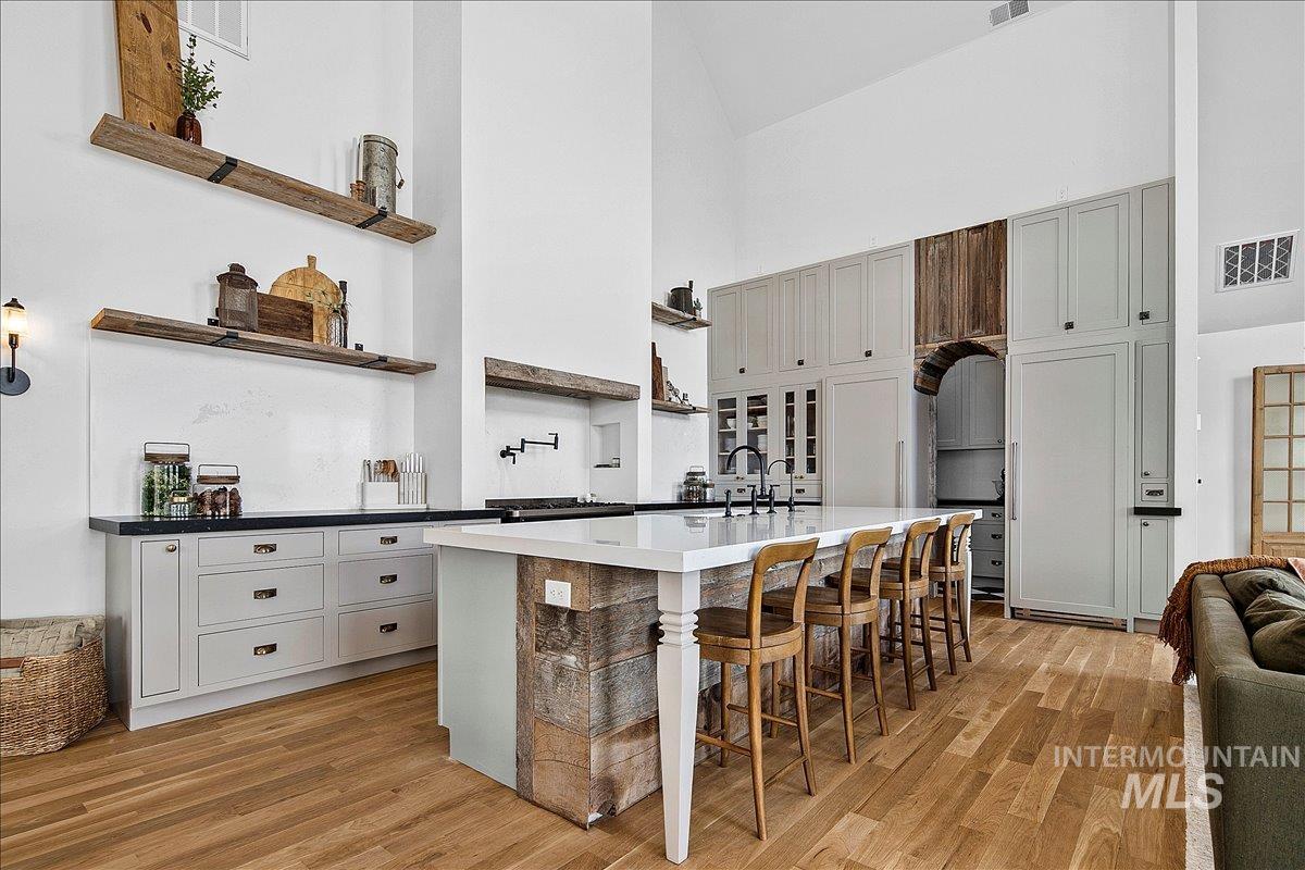 4575 Harvest Ln, Emmett, Idaho 83617, 7 Bedrooms, 4.5 Bathrooms, Residential For Sale, Price $2,500,000,MLS 98974915