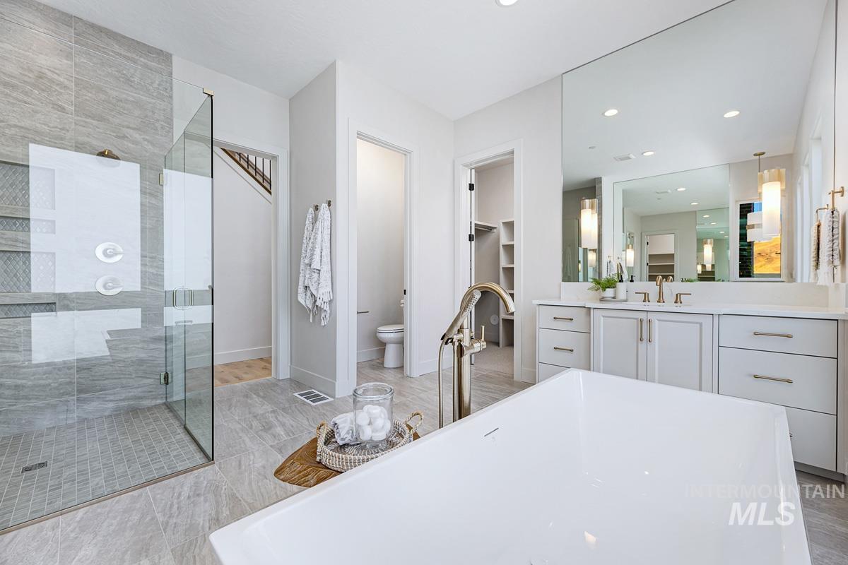 6062 E Marmount, Boise, Idaho 83716, 5 Bedrooms, 5.5 Bathrooms, Residential For Sale, Price $2,649,900,MLS 98974920