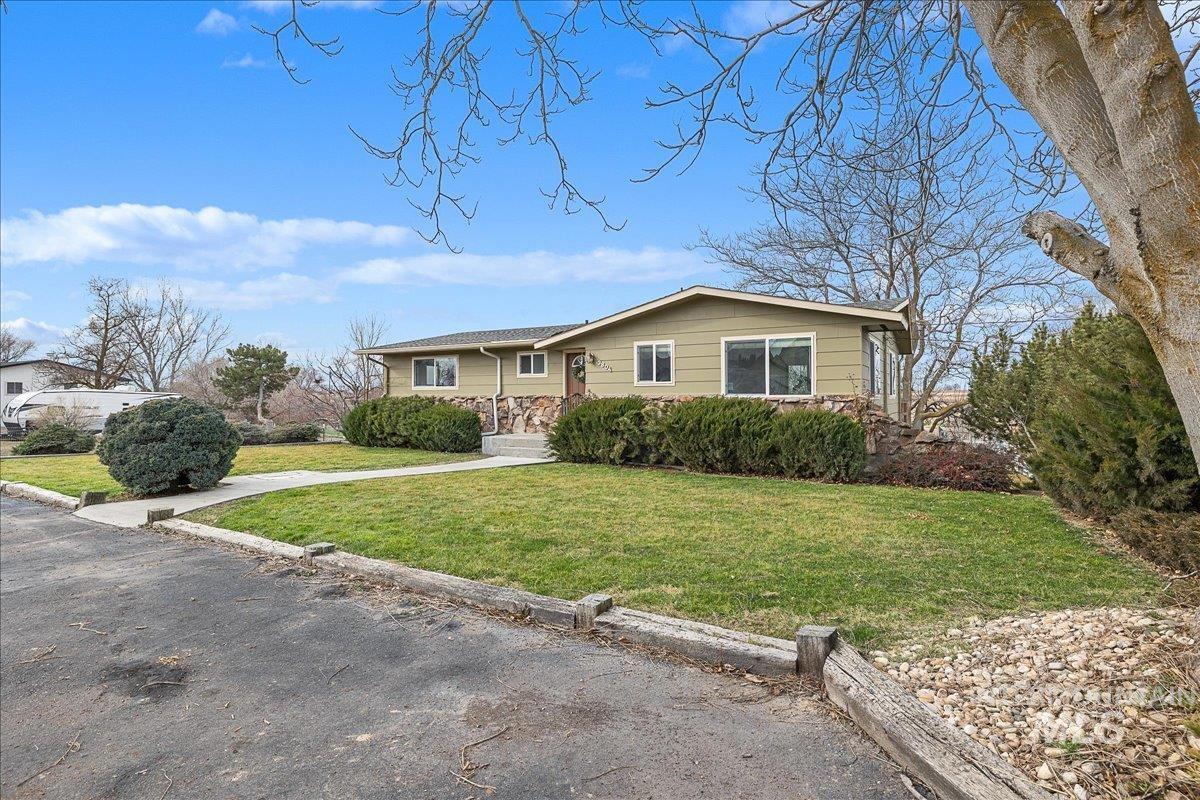 3804 Dorman Ave, Caldwell, Idaho 83605, 4 Bedrooms, 3 Bathrooms, Residential For Sale, Price $600,000,MLS 98974922