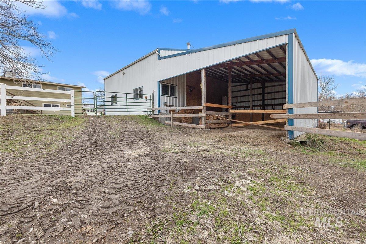 3804 Dorman Ave, Caldwell, Idaho 83605, 4 Bedrooms, 3 Bathrooms, Residential For Sale, Price $600,000,MLS 98974922