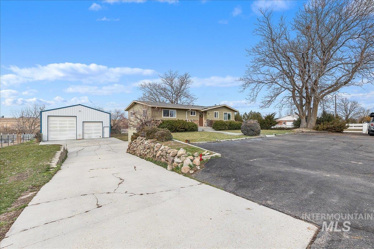 3804 Dorman Ave, Caldwell, Idaho 83605, 4 Bedrooms, 3 Bathrooms, Residential For Sale, Price $600,000,MLS 98974922