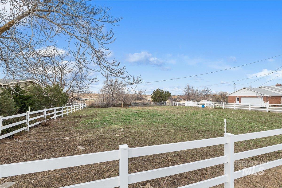 3804 Dorman Ave, Caldwell, Idaho 83605, 4 Bedrooms, 3 Bathrooms, Residential For Sale, Price $600,000,MLS 98974922