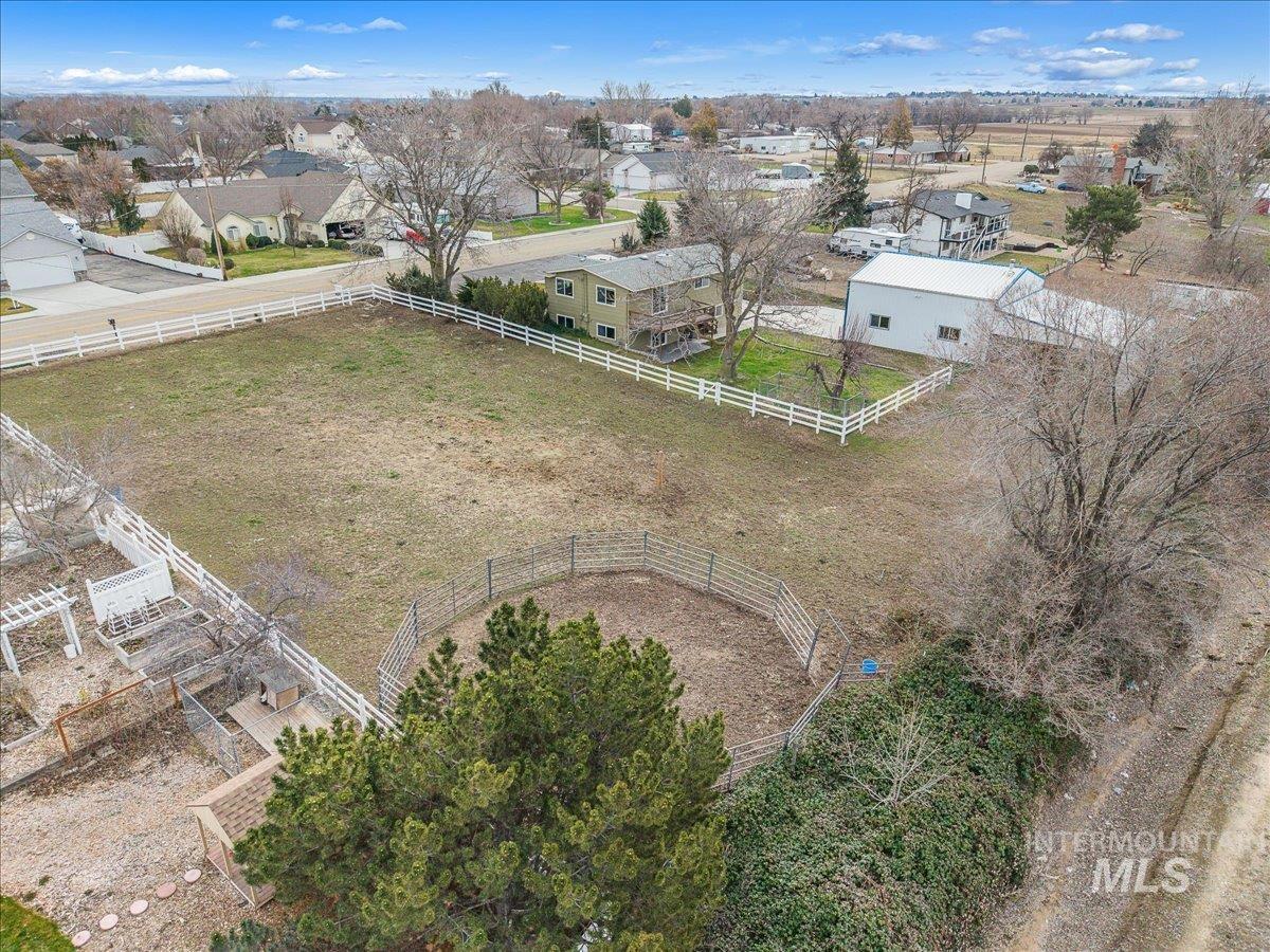 3804 Dorman Ave, Caldwell, Idaho 83605, 4 Bedrooms, 3 Bathrooms, Residential For Sale, Price $600,000,MLS 98974922