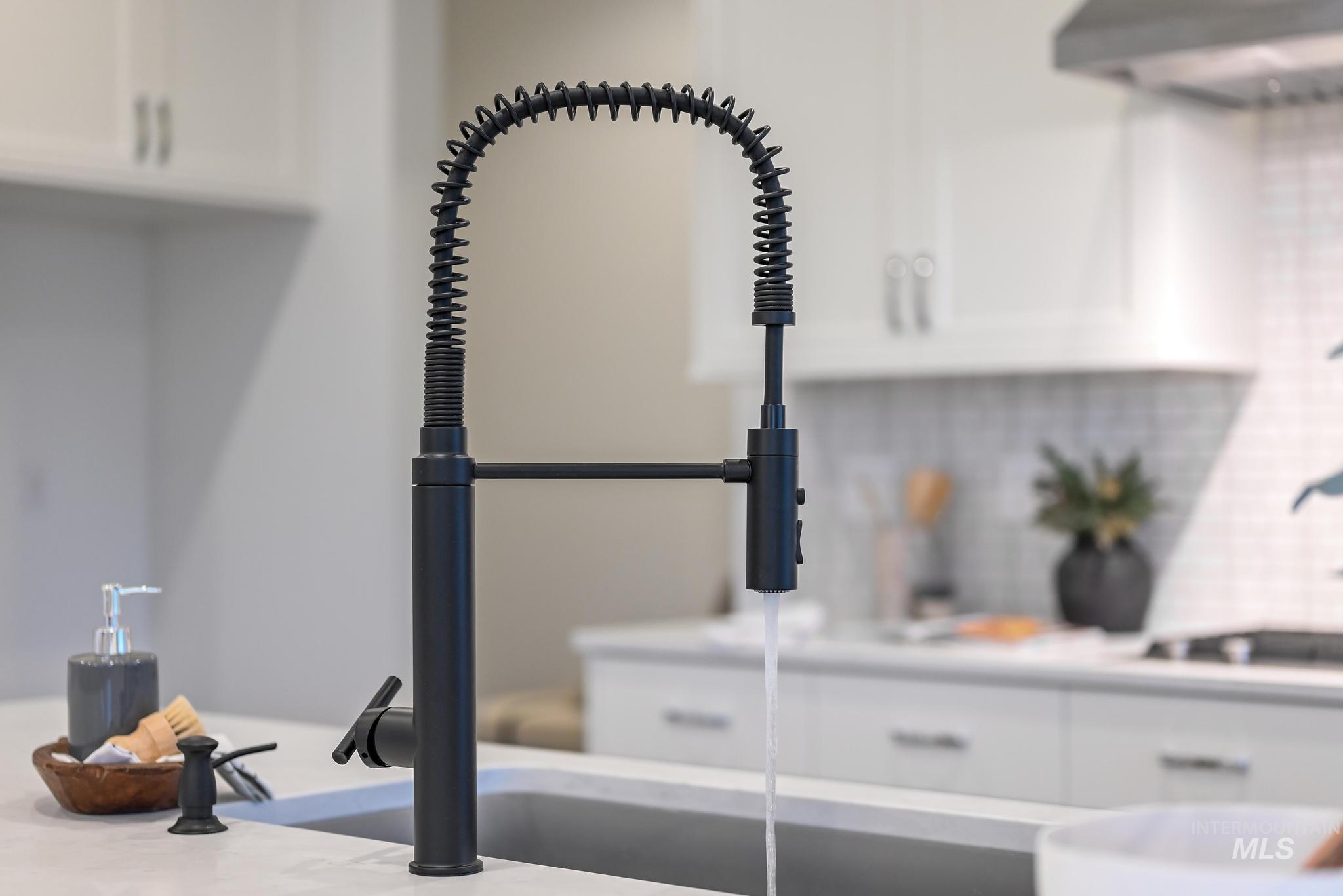 3790 N San Carlos Pl, Star, Idaho 83669, 5 Bedrooms, 4.5 Bathrooms, Residential For Sale, Price $799,000,MLS 98974927