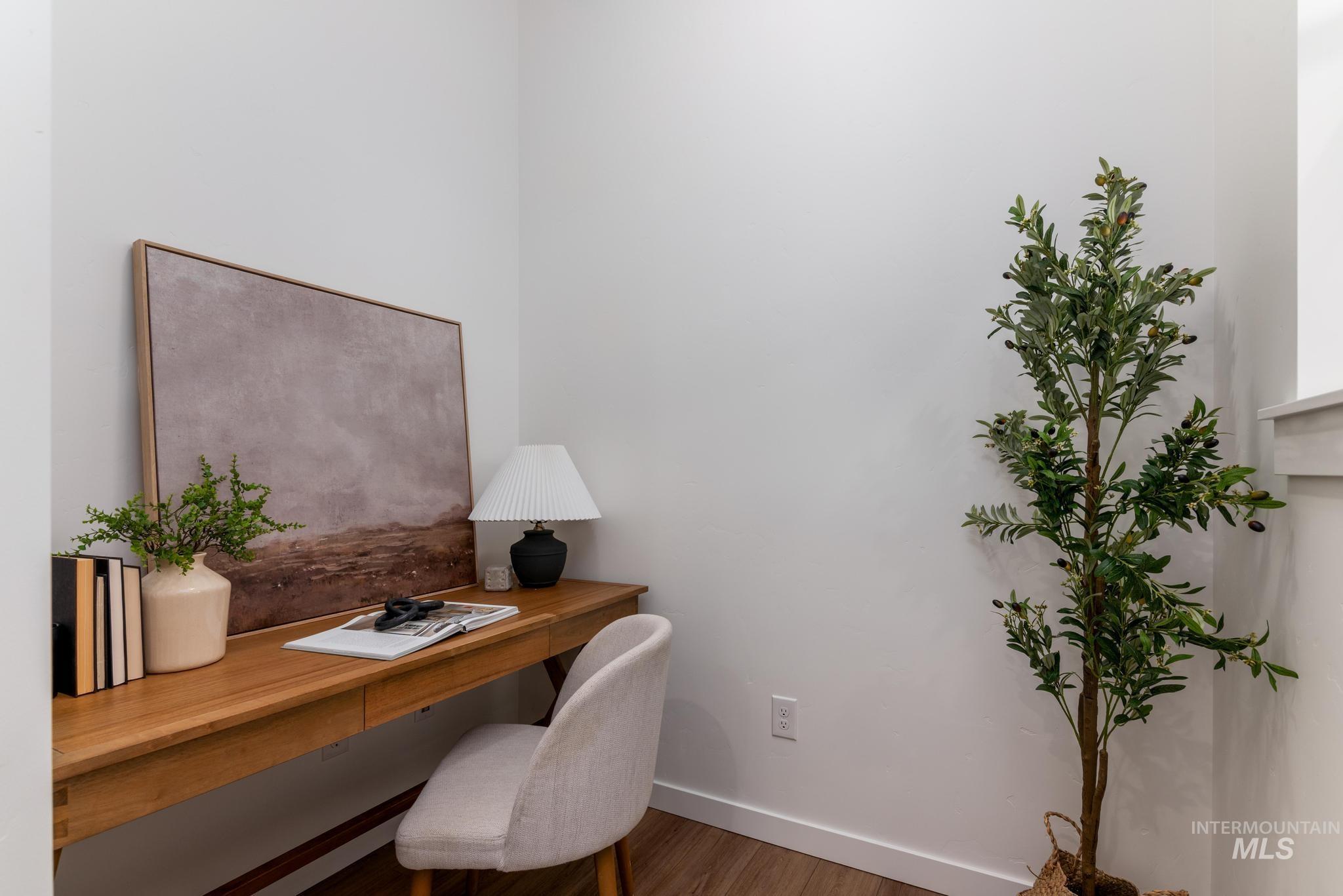 3790 N San Carlos Pl, Star, Idaho 83669, 5 Bedrooms, 4.5 Bathrooms, Residential For Sale, Price $799,000,MLS 98974927