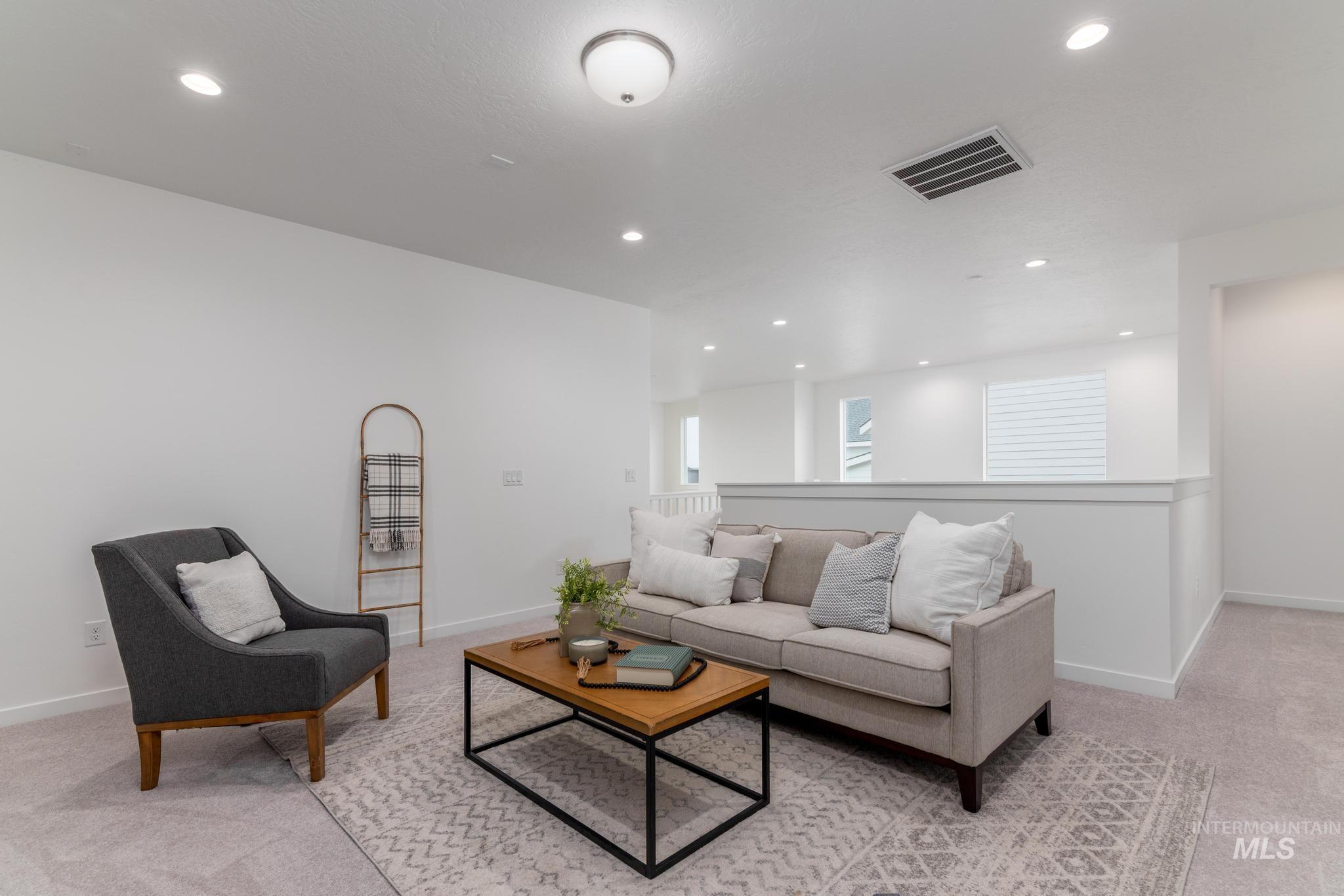 3790 N San Carlos Pl, Star, Idaho 83669, 5 Bedrooms, 4.5 Bathrooms, Residential For Sale, Price $799,000,MLS 98974927