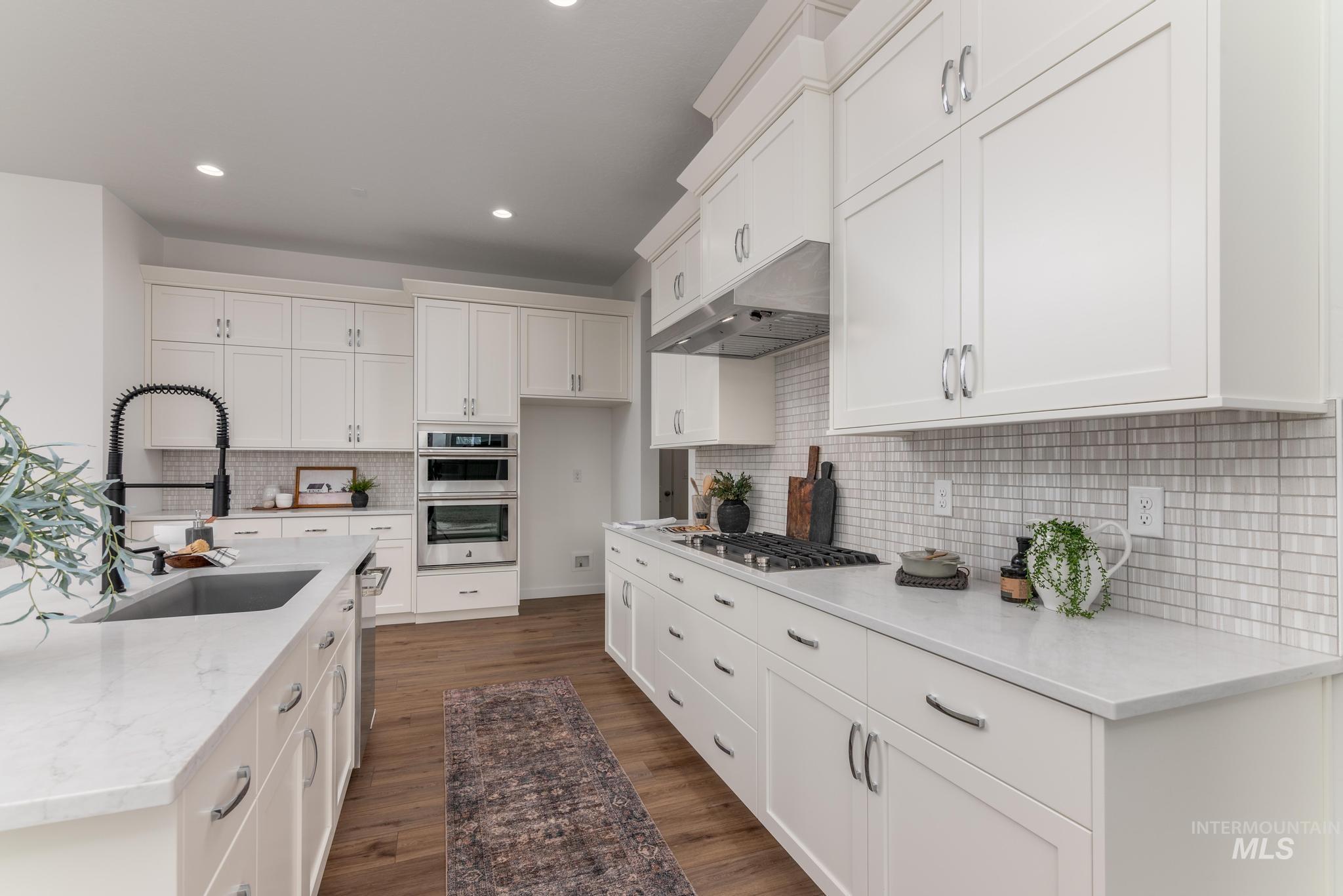 3790 N San Carlos Pl, Star, Idaho 83669, 5 Bedrooms, 4.5 Bathrooms, Residential For Sale, Price $799,000,MLS 98974927