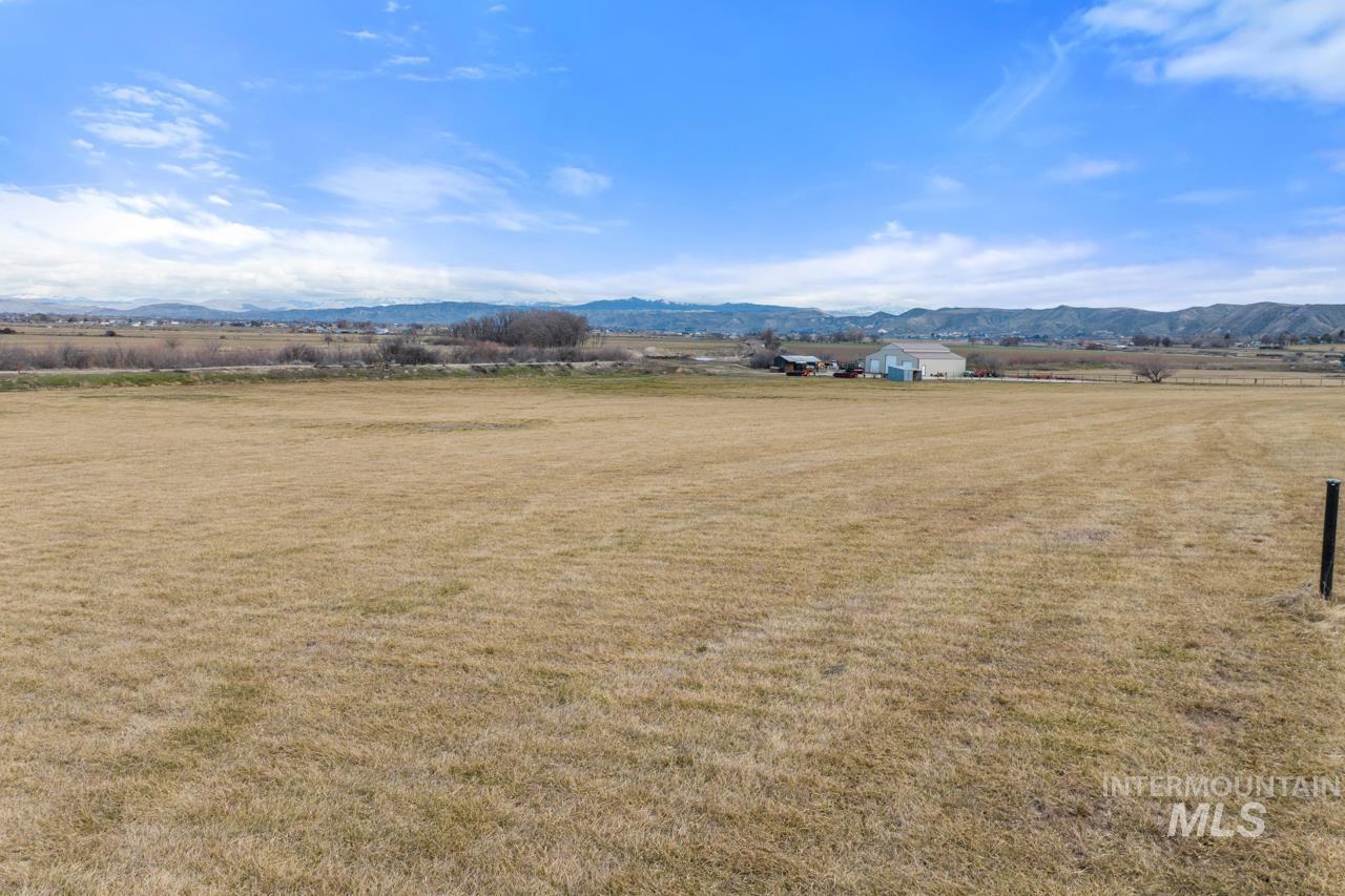 4009 Sally's Ln, Emmett, Idaho 83617, Land For Sale, Price $645,000,MLS 98974938