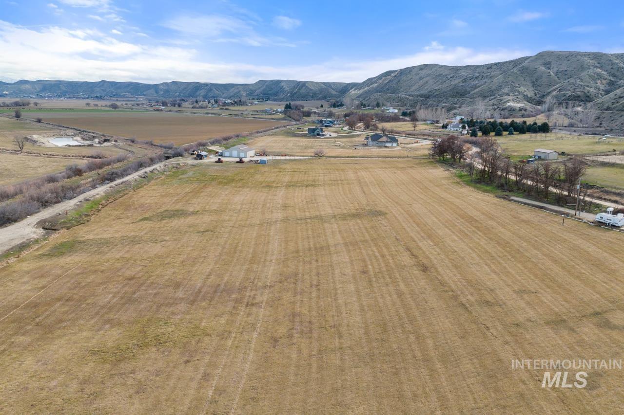 4009 Sally's Ln, Emmett, Idaho 83617, Land For Sale, Price $645,000,MLS 98974938