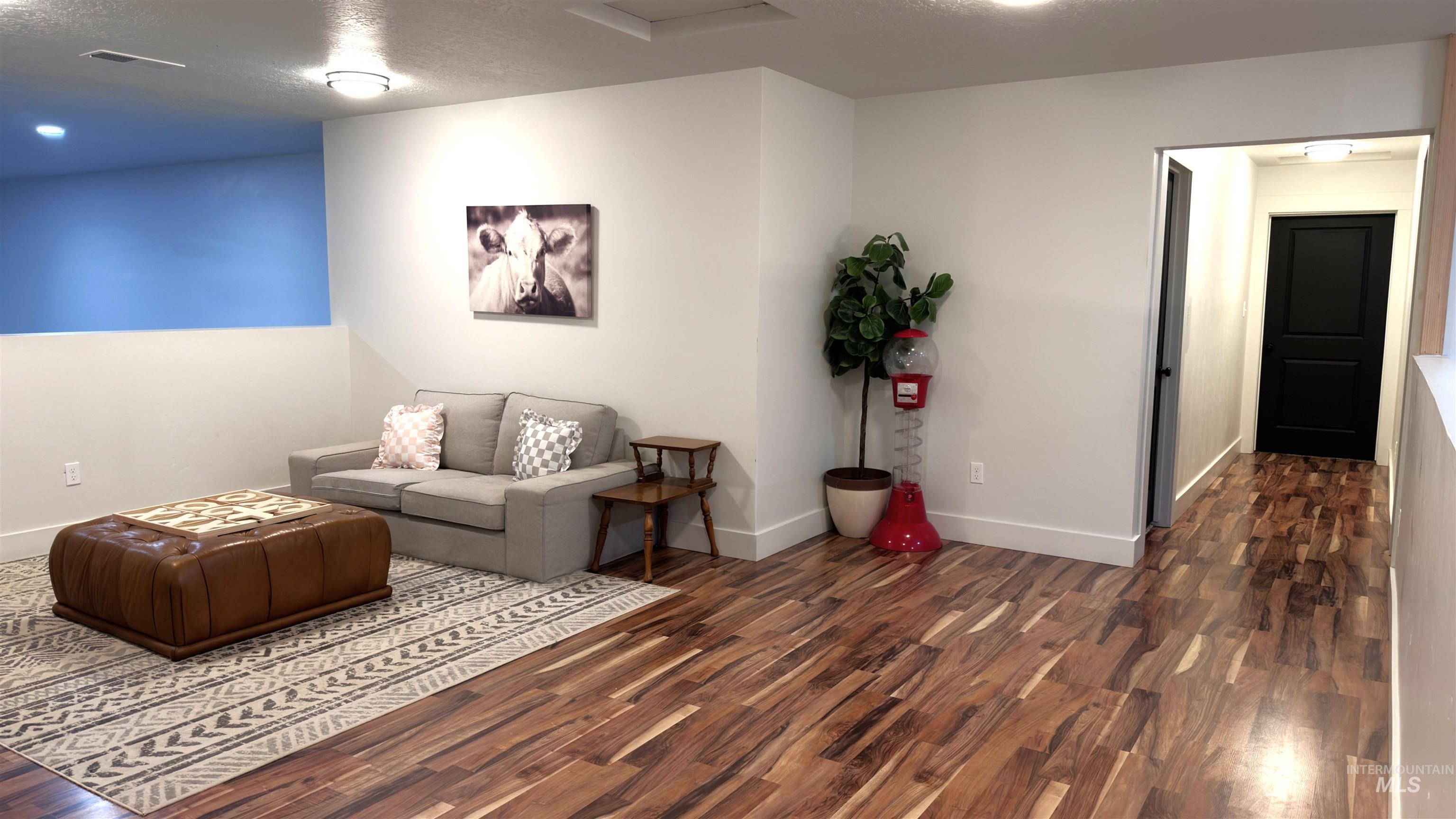 6141 E Toon Ln, Kuna, Idaho 83634, 7 Bedrooms, 5 Bathrooms, Residential For Sale, Price $950,000,MLS 98974940