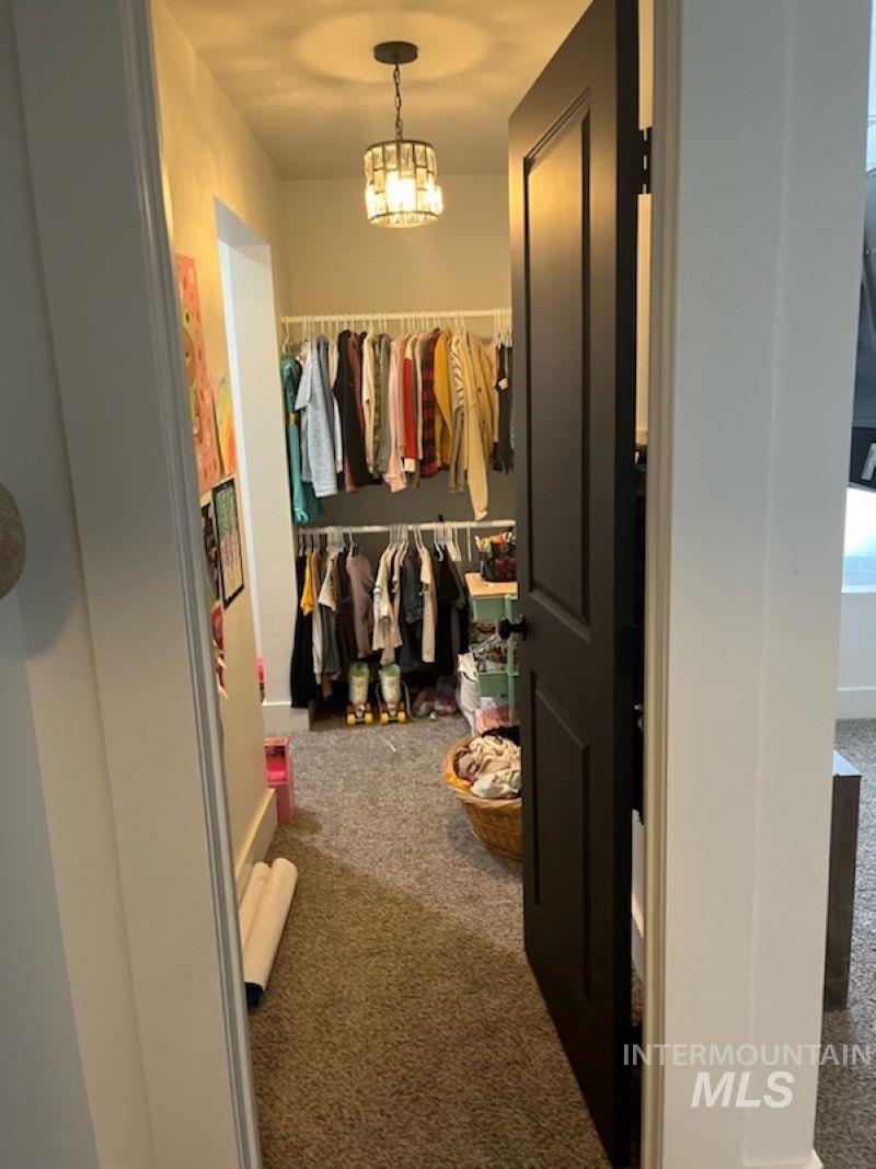 6141 E Toon Ln, Kuna, Idaho 83634, 7 Bedrooms, 5 Bathrooms, Residential For Sale, Price $950,000,MLS 98974940