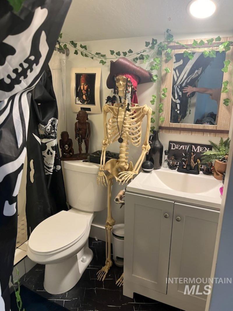 6141 E Toon Ln, Kuna, Idaho 83634, 7 Bedrooms, 5 Bathrooms, Residential For Sale, Price $950,000,MLS 98974940