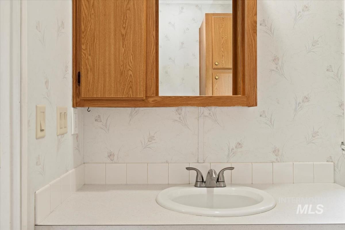 5720 Butte Rd, New Plymouth, Idaho 83655, 3 Bedrooms, 2 Bathrooms, Residential For Sale, Price $699,900,MLS 98974944