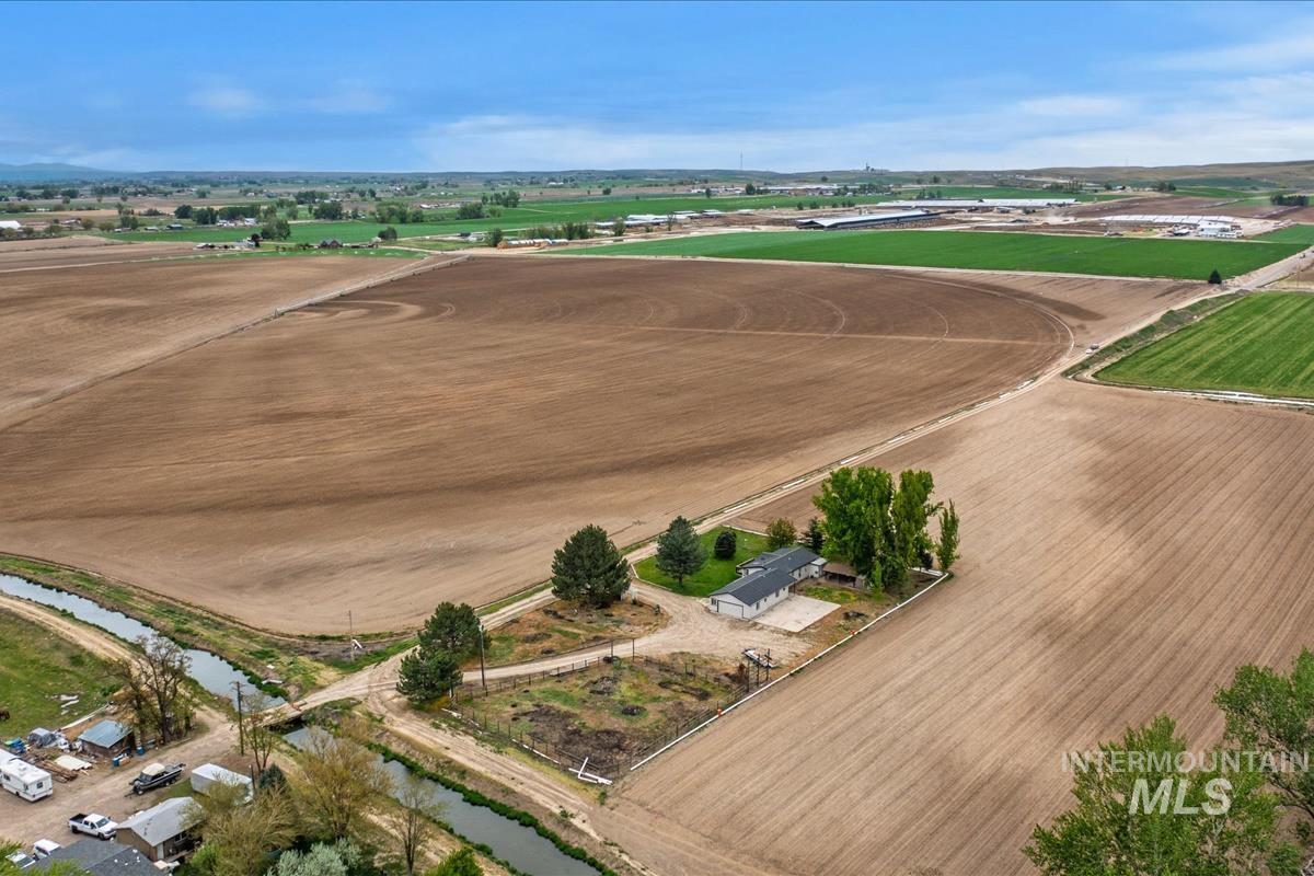 5720 Butte Rd, New Plymouth, Idaho 83655, 3 Bedrooms, 2 Bathrooms, Residential For Sale, Price $699,900,MLS 98974944