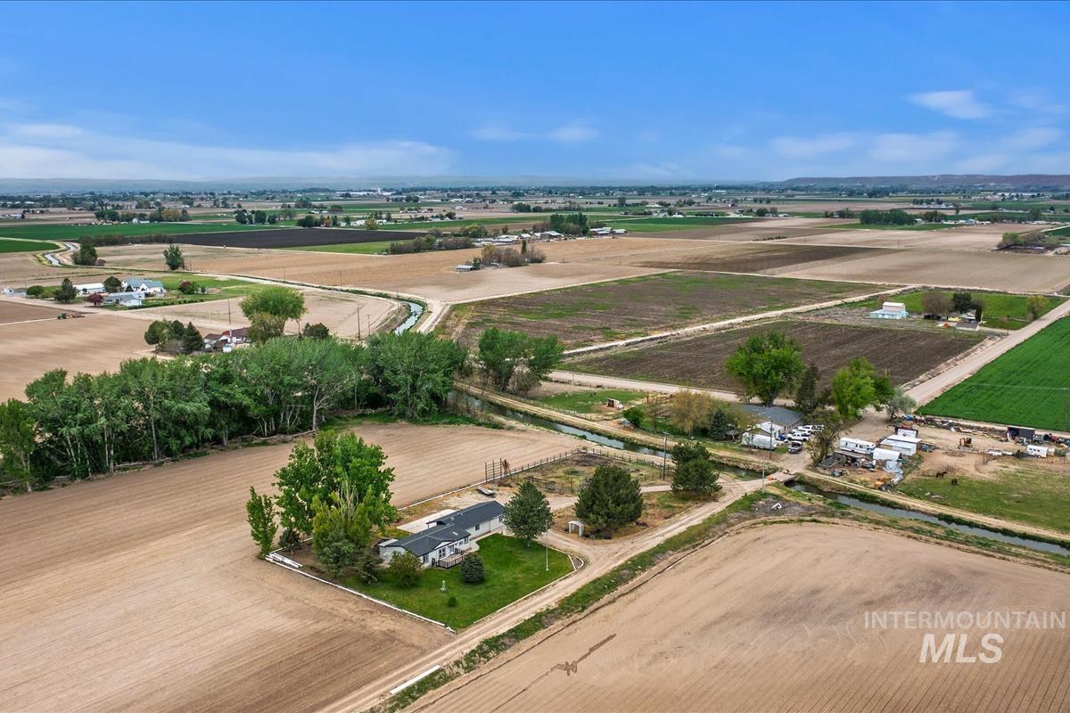 5720 Butte Rd, New Plymouth, Idaho 83655, 3 Bedrooms, 2 Bathrooms, Residential For Sale, Price $699,900,MLS 98974944