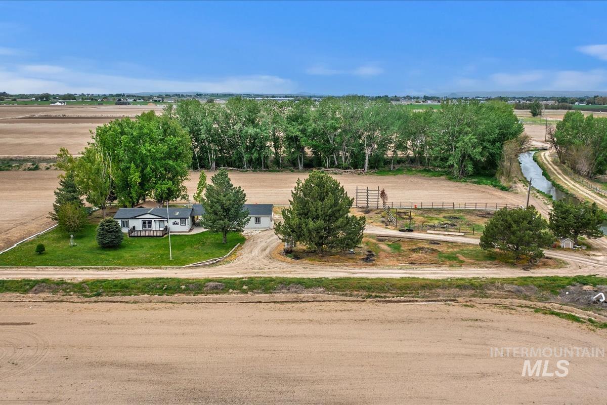 5720 Butte Rd, New Plymouth, Idaho 83655, 3 Bedrooms, 2 Bathrooms, Residential For Sale, Price $699,900,MLS 98974944