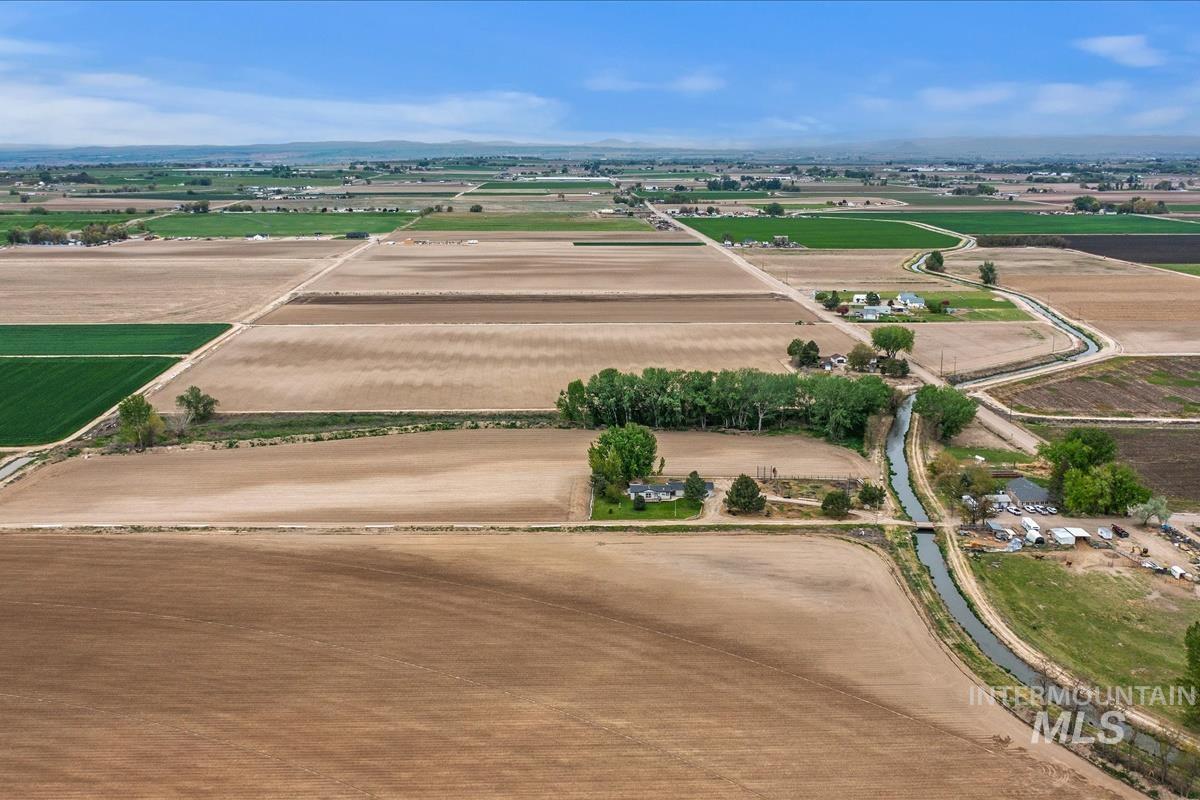 5720 Butte Rd, New Plymouth, Idaho 83655, 3 Bedrooms, 2 Bathrooms, Residential For Sale, Price $699,900,MLS 98974944