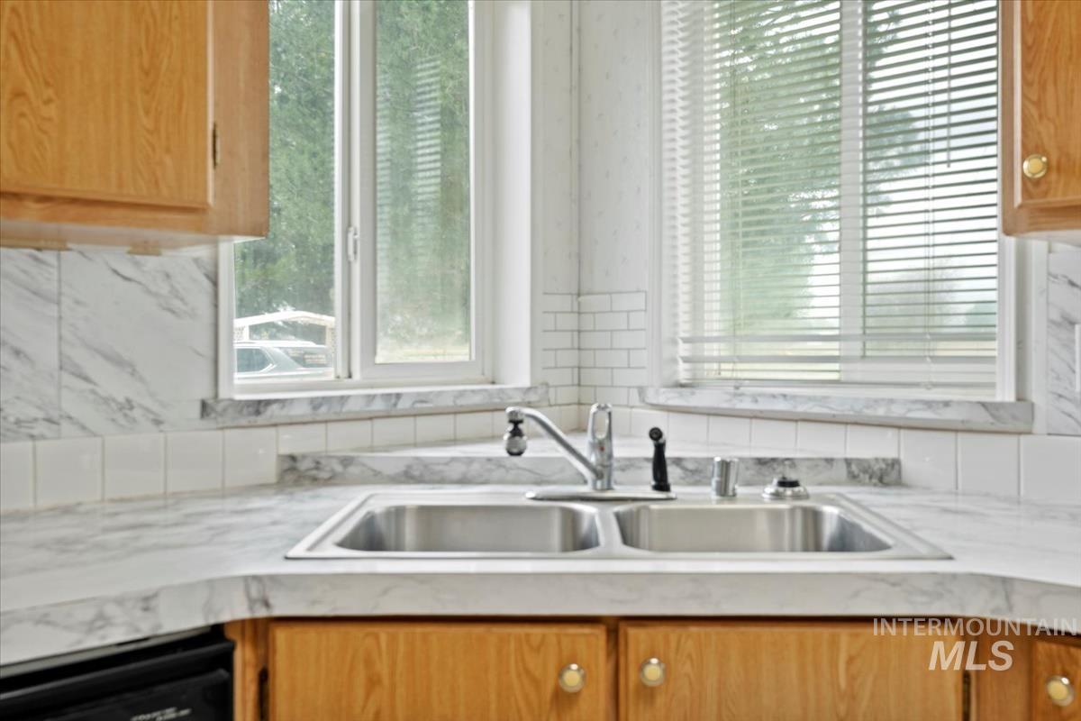 5720 Butte Rd, New Plymouth, Idaho 83655, 3 Bedrooms, 2 Bathrooms, Residential For Sale, Price $699,900,MLS 98974944