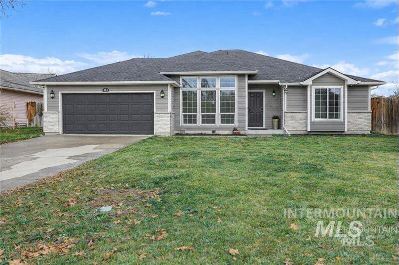 1966 N Pilgrim Avenue, Boise, Idaho 83704, 3 Bedrooms, 2 Bathrooms, Residential For Sale, Price $414,900,MLS 98974946