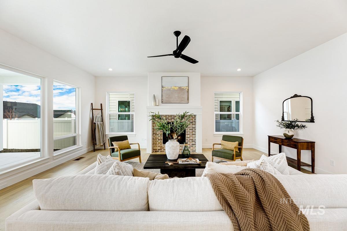 14592 N Spring Creek Way, Boise, Idaho 83714, 4 Bedrooms, 3.5 Bathrooms, Residential For Sale, Price $1,493,067,MLS 98974949