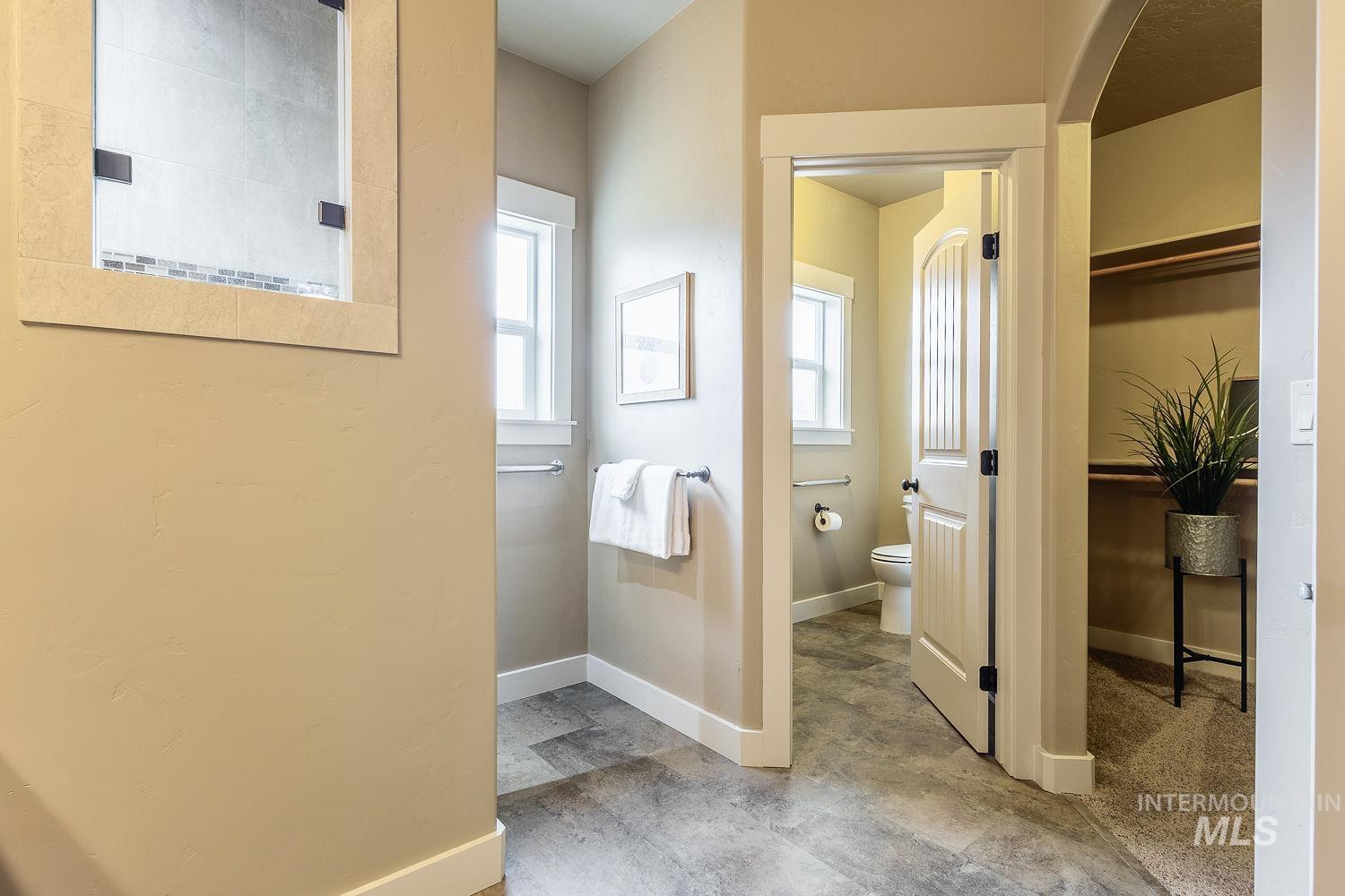 4330 S Lava Springs Lp, Nampa, Idaho 83686, 3 Bedrooms, 2 Bathrooms, Residential For Sale, Price $515,000,MLS 98974954