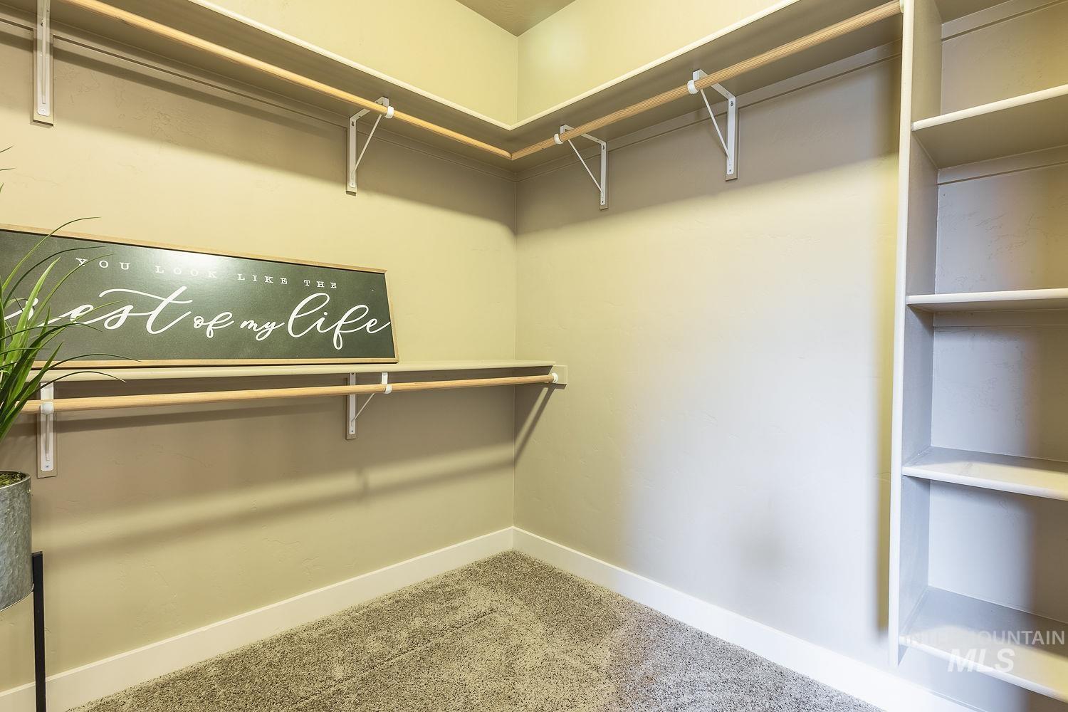 4330 S Lava Springs Lp, Nampa, Idaho 83686, 3 Bedrooms, 2 Bathrooms, Residential For Sale, Price $515,000,MLS 98974954