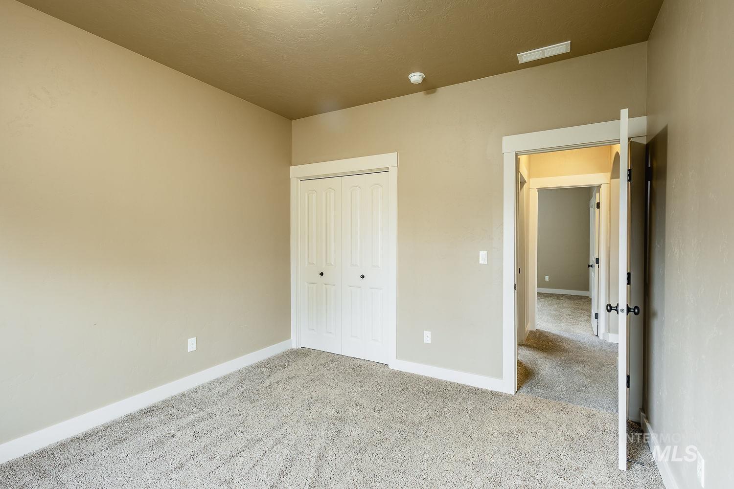 4330 S Lava Springs Lp, Nampa, Idaho 83686, 3 Bedrooms, 2 Bathrooms, Residential For Sale, Price $515,000,MLS 98974954