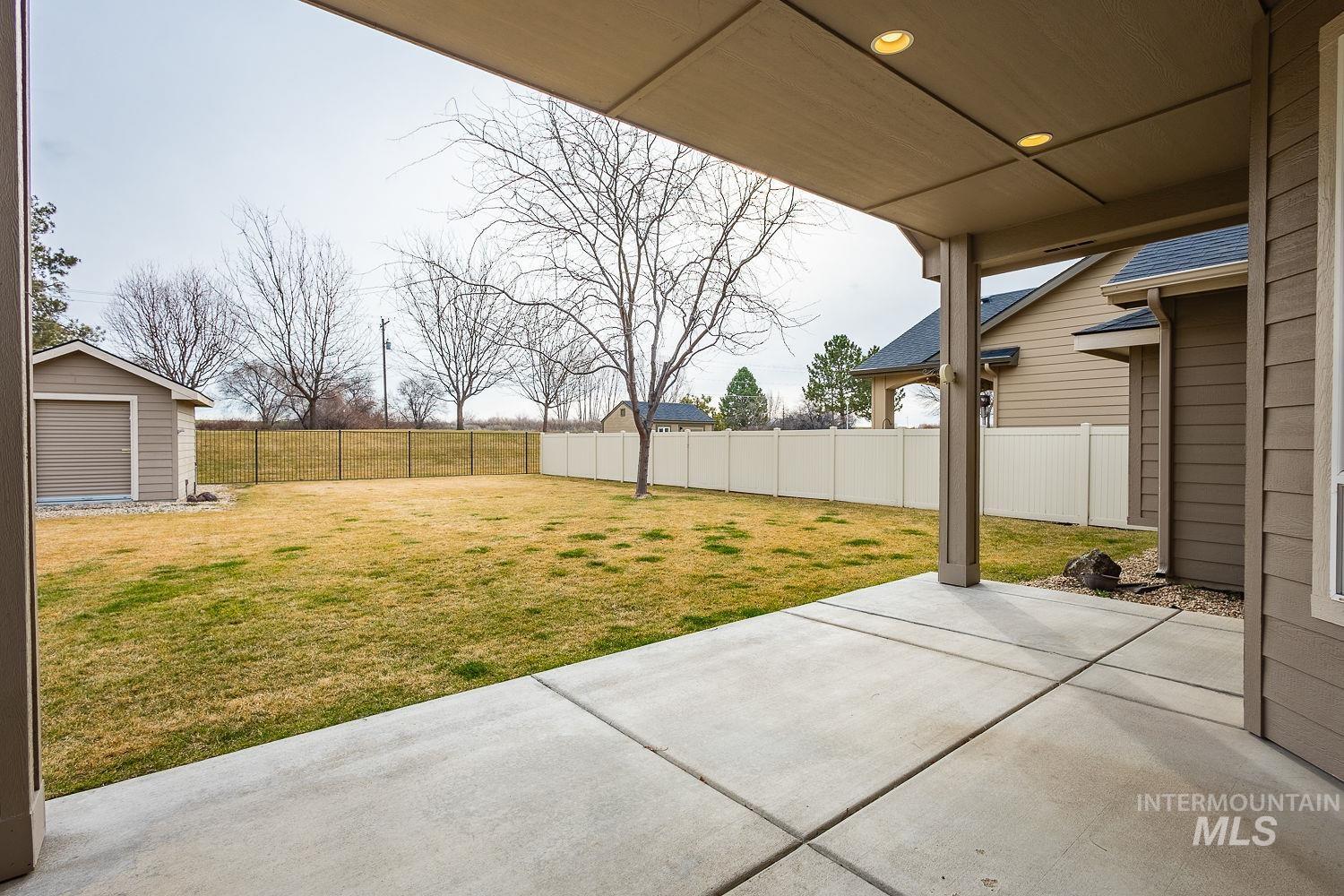 4330 S Lava Springs Lp, Nampa, Idaho 83686, 3 Bedrooms, 2 Bathrooms, Residential For Sale, Price $515,000,MLS 98974954