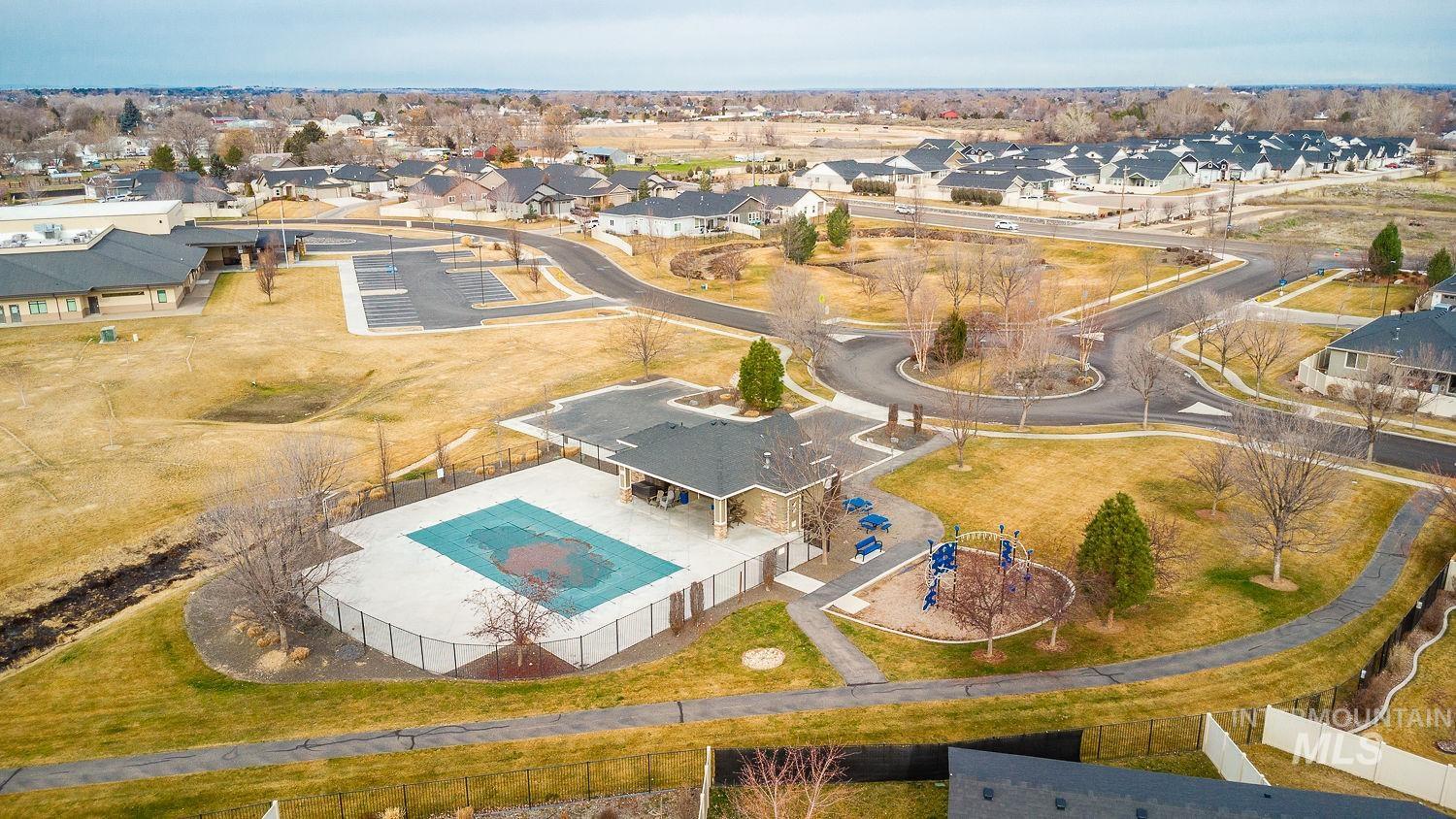 4330 S Lava Springs Lp, Nampa, Idaho 83686, 3 Bedrooms, 2 Bathrooms, Residential For Sale, Price $515,000,MLS 98974954