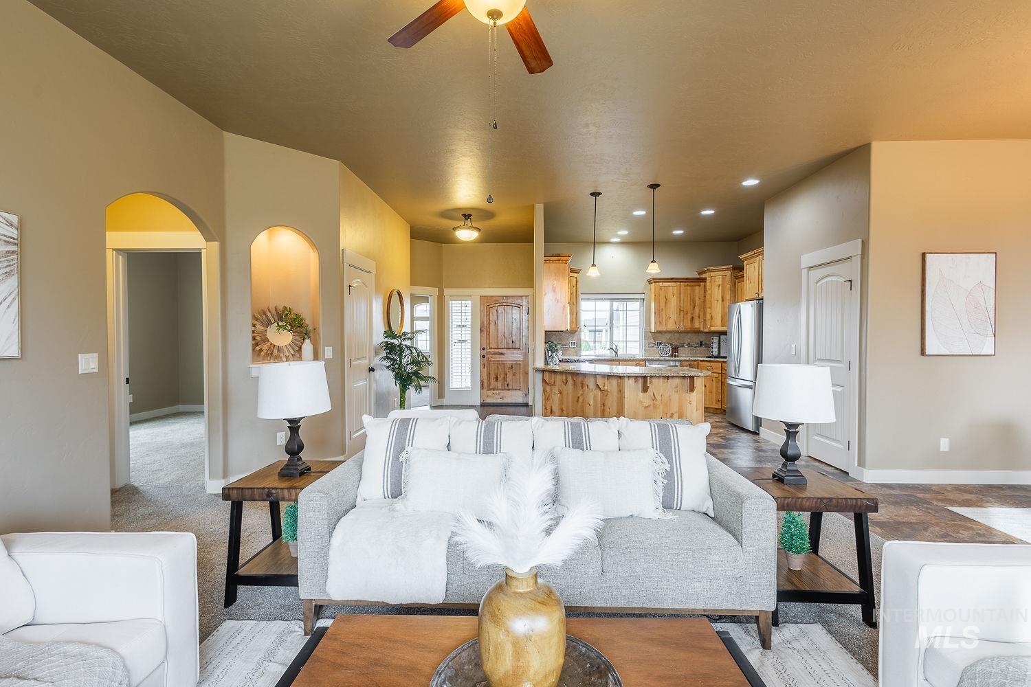 4330 S Lava Springs Lp, Nampa, Idaho 83686, 3 Bedrooms, 2 Bathrooms, Residential For Sale, Price $515,000,MLS 98974954