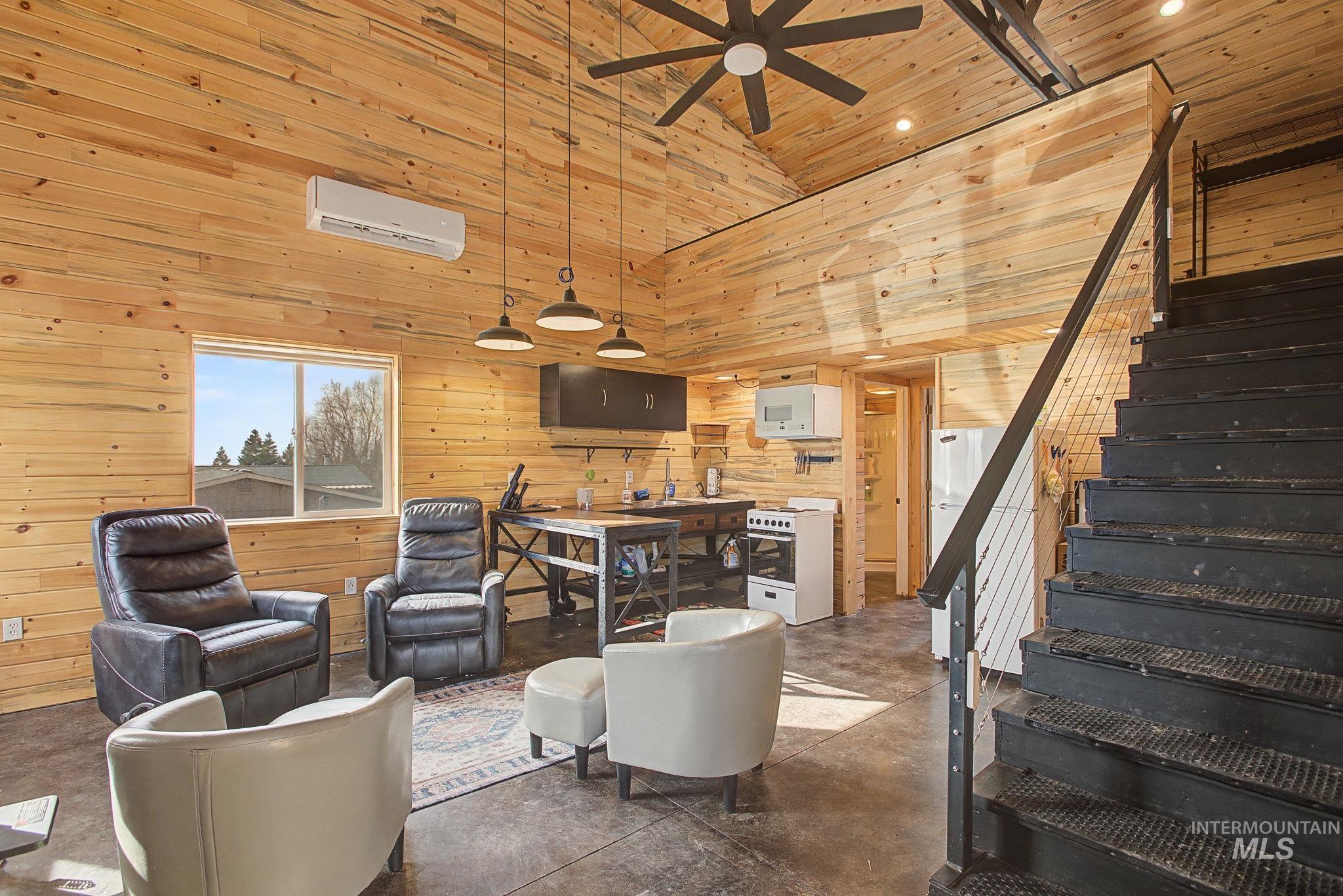 16310 Bramble Lane, Lewiston, Idaho 83501, 3 Bedrooms, 2 Bathrooms, Residential For Sale, Price $599,000,MLS 98974956