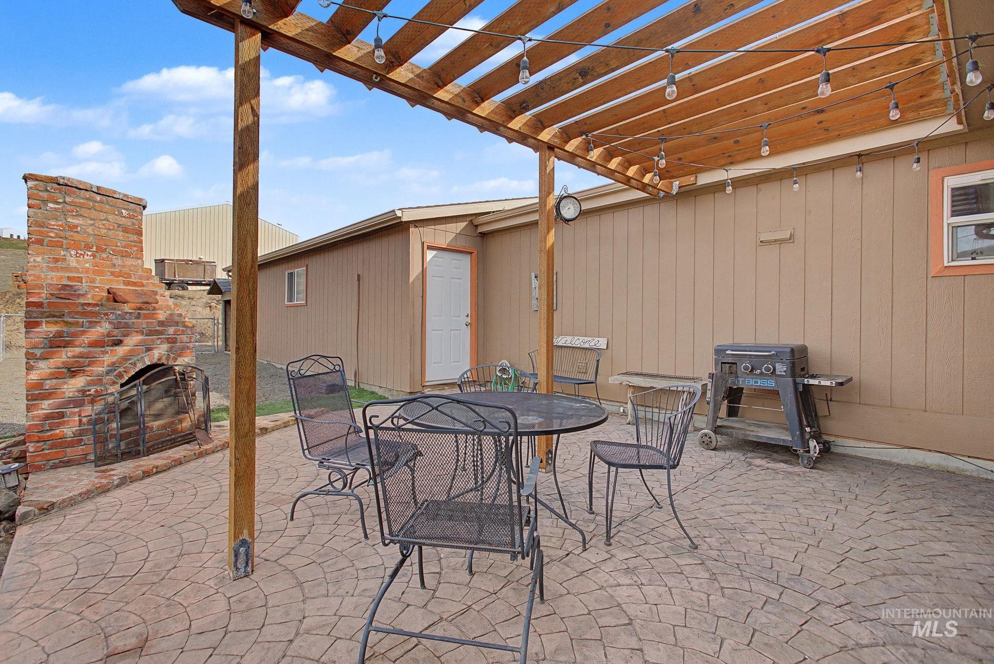 16310 Bramble Lane, Lewiston, Idaho 83501, 3 Bedrooms, 2 Bathrooms, Residential For Sale, Price $599,000,MLS 98974956