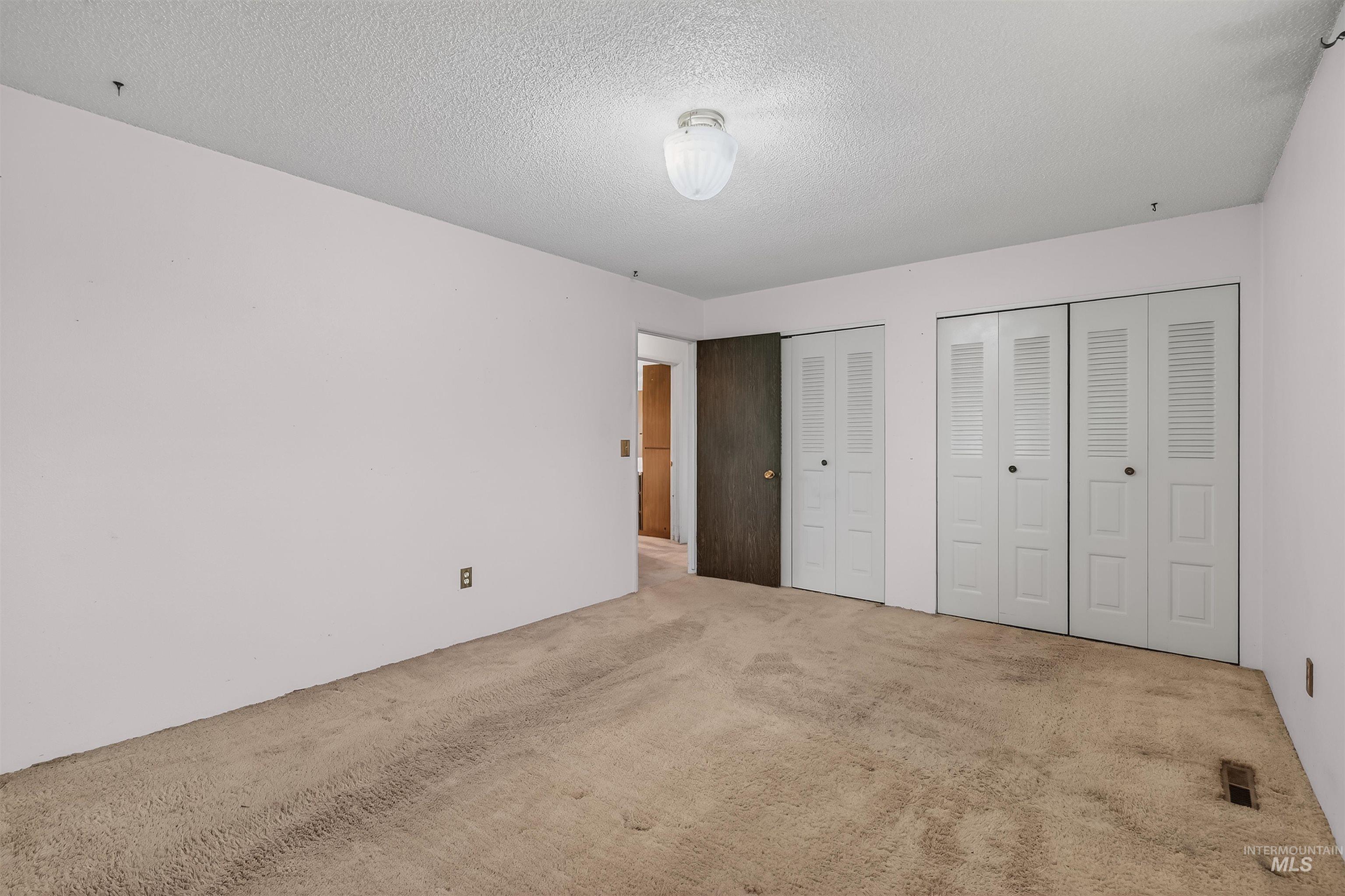 3181 Hallgren Drive, Clarkston, Washington 99403, 3 Bedrooms, 2 Bathrooms, Residential For Sale, Price $335,000,MLS 98974961