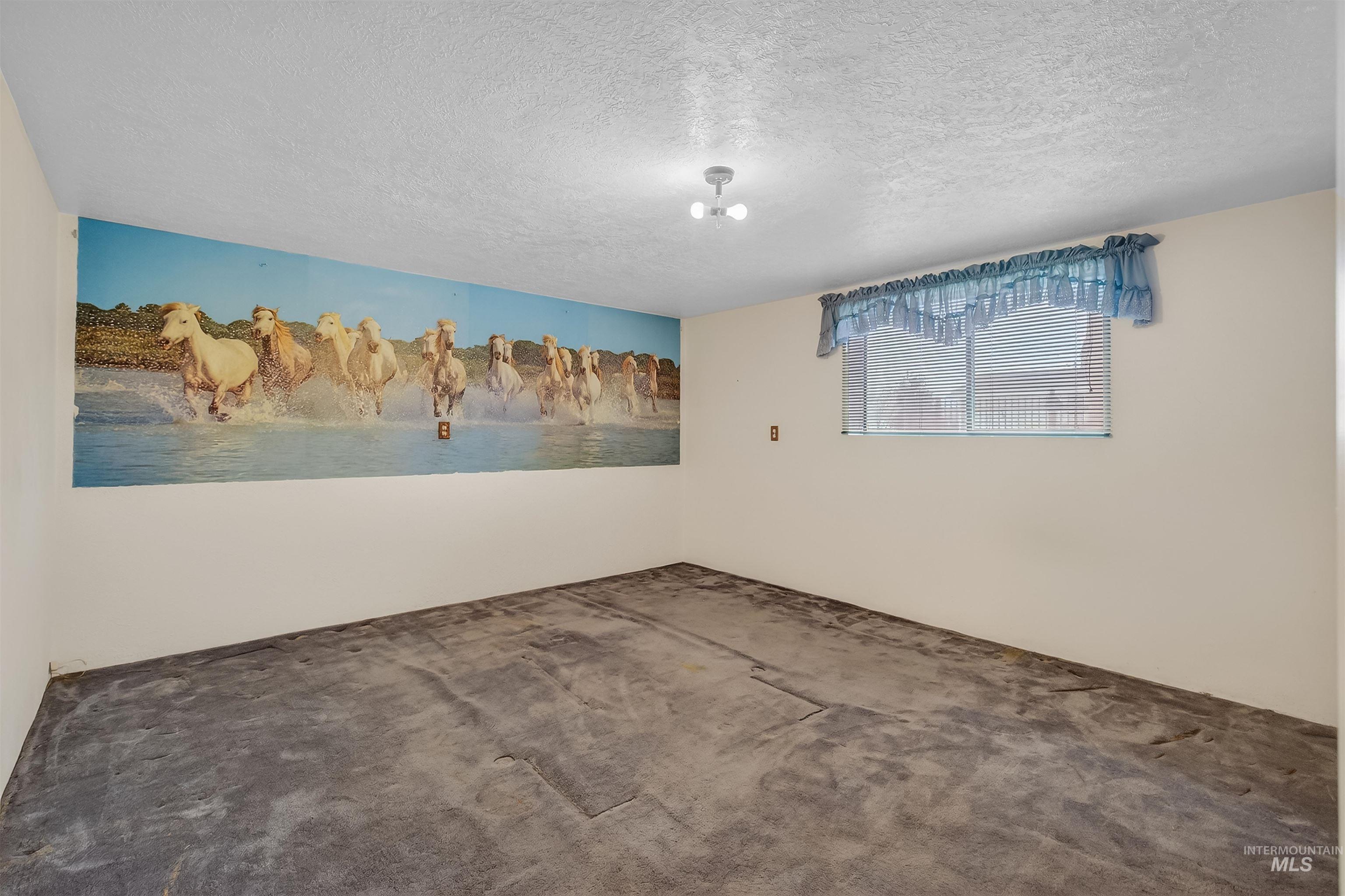 3181 Hallgren Drive, Clarkston, Washington 99403, 3 Bedrooms, 2 Bathrooms, Residential For Sale, Price $335,000,MLS 98974961