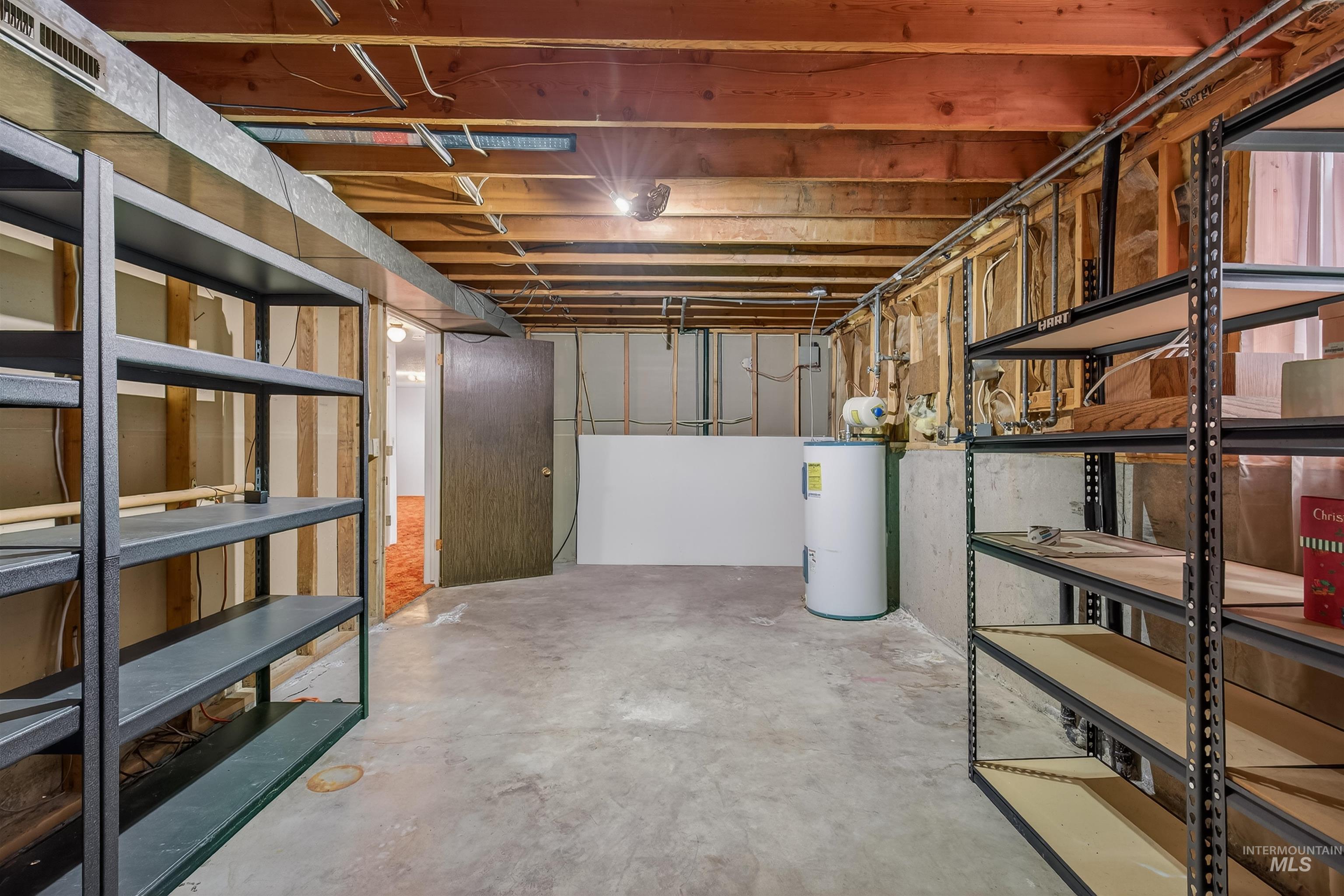 3181 Hallgren Drive, Clarkston, Washington 99403, 3 Bedrooms, 2 Bathrooms, Residential For Sale, Price $335,000,MLS 98974961