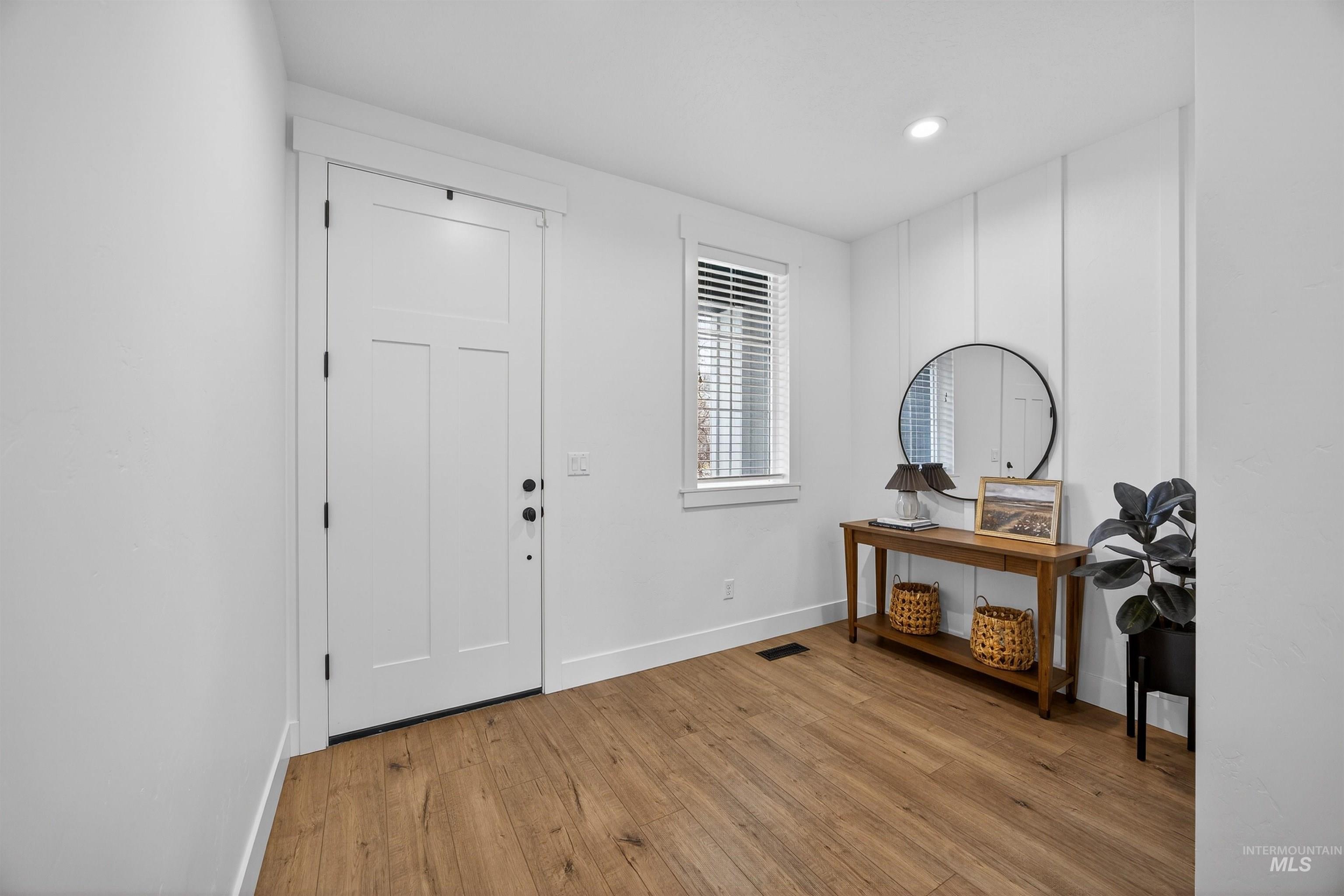 3327 E Collingwood Dr, Meridian, Idaho 83642, 4 Bedrooms, 2.5 Bathrooms, Residential For Sale, Price $599,900, 98974963