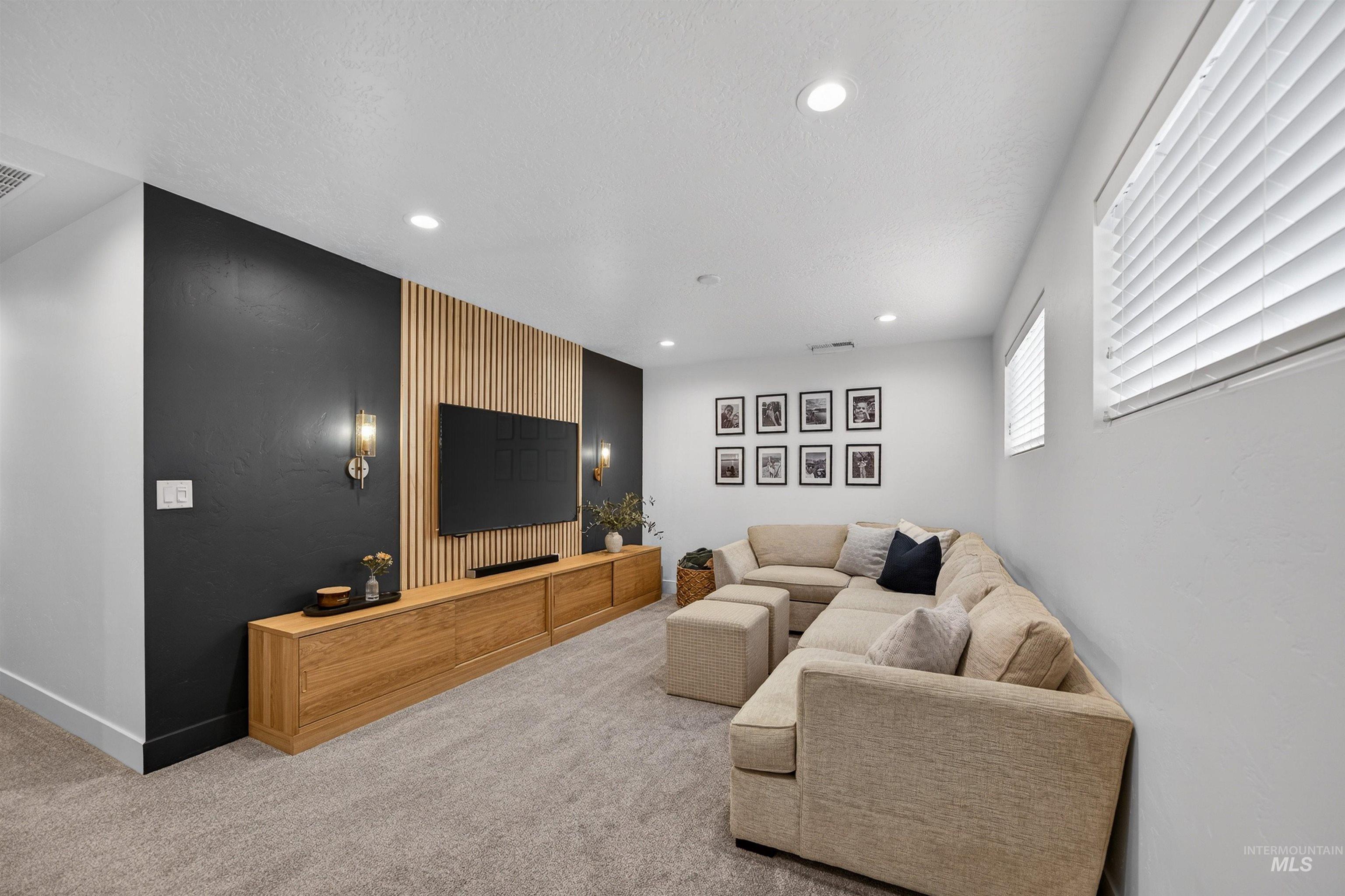 3327 E Collingwood Dr, Meridian, Idaho 83642, 4 Bedrooms, 2.5 Bathrooms, Residential For Sale, Price $599,900, 98974963