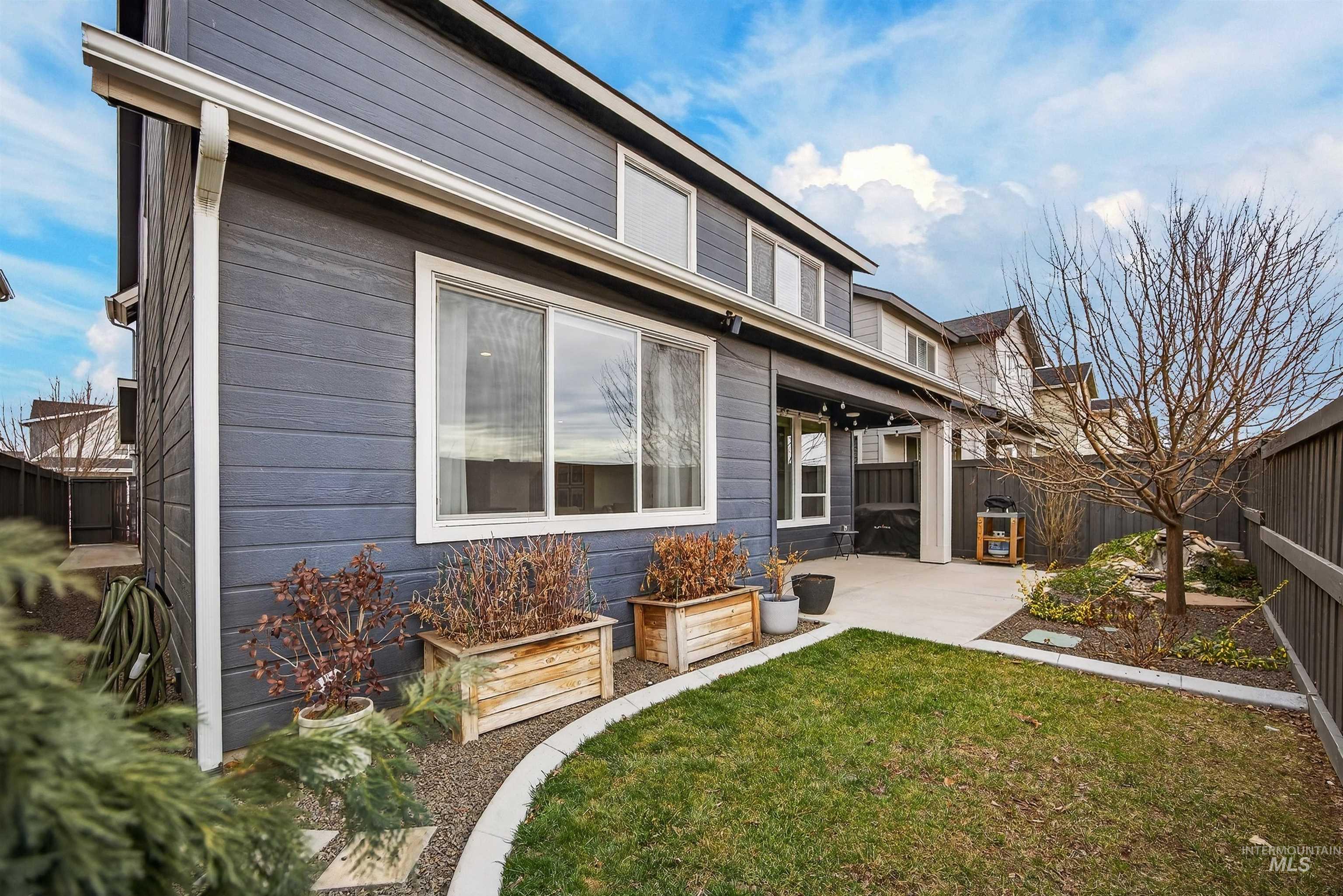 3327 E Collingwood Dr, Meridian, Idaho 83642, 4 Bedrooms, 2.5 Bathrooms, Residential For Sale, Price $599,900, 98974963