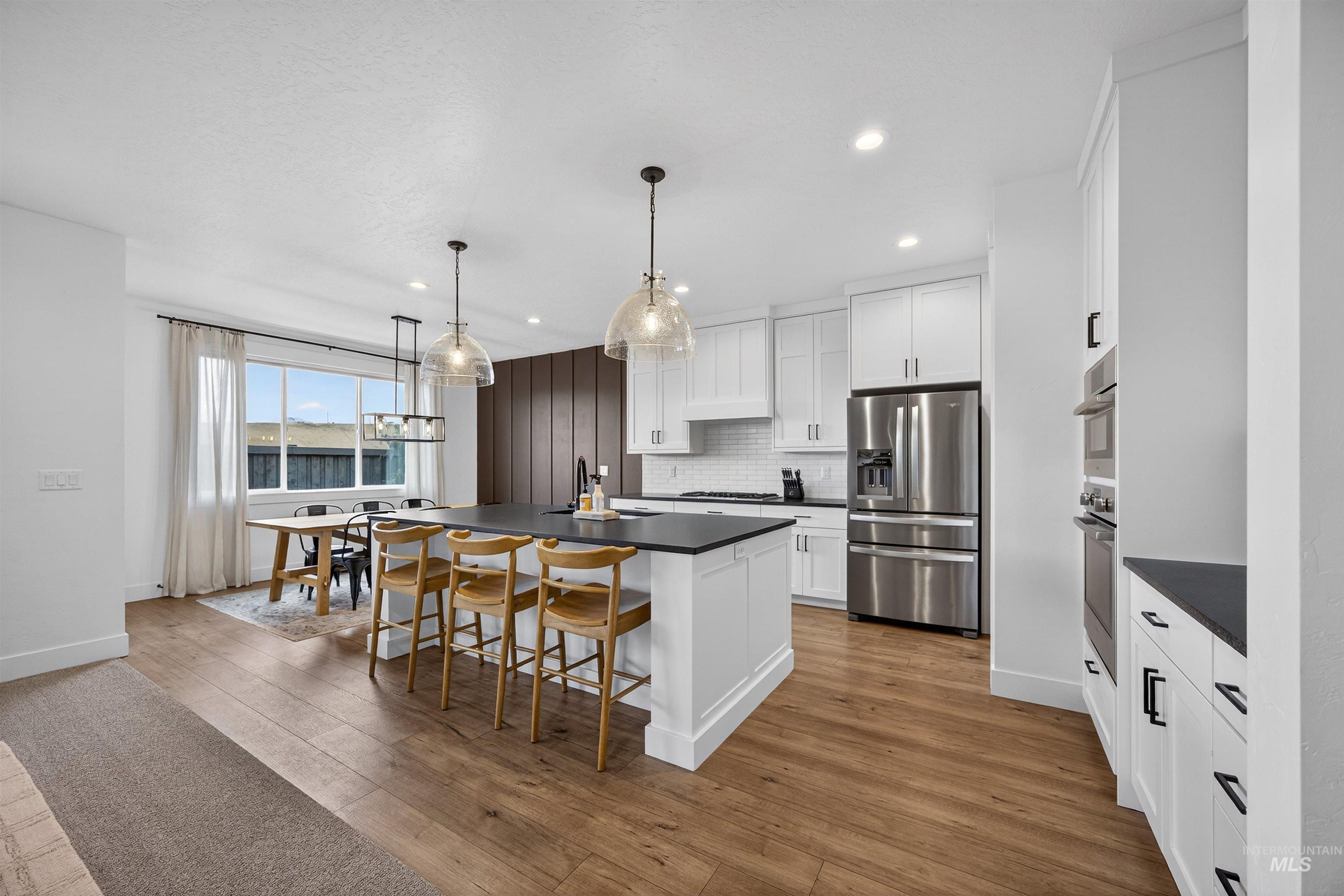 3327 E Collingwood Dr, Meridian, Idaho 83642, 4 Bedrooms, 2.5 Bathrooms, Residential For Sale, Price $599,900, 98974963