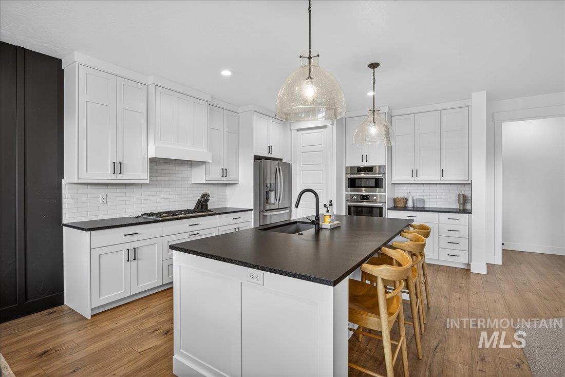 3327 E Collingwood Dr, Meridian, Idaho 83642, 4 Bedrooms, 2.5 Bathrooms, Residential For Sale, Price $599,900, 98974963